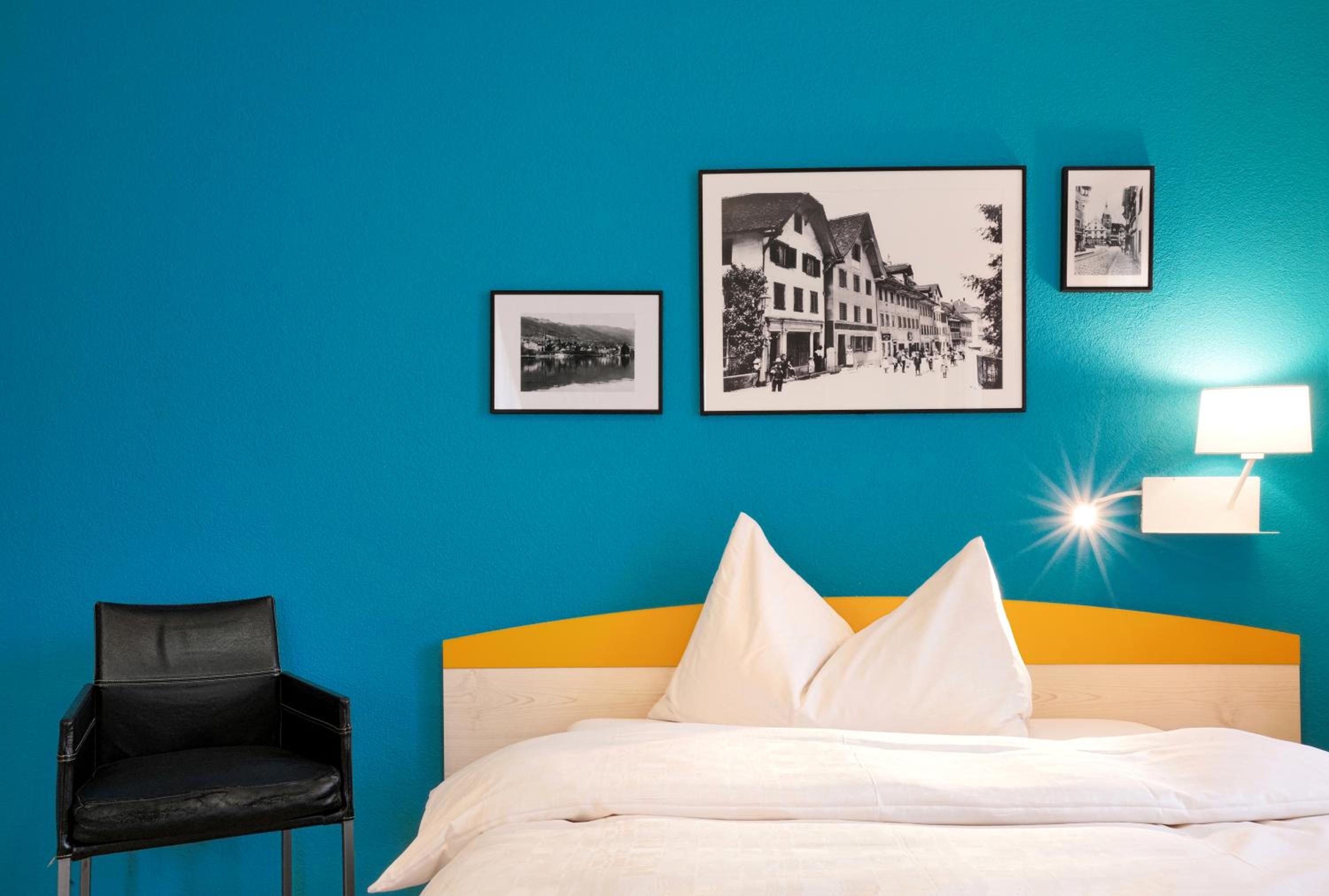 Queen Room