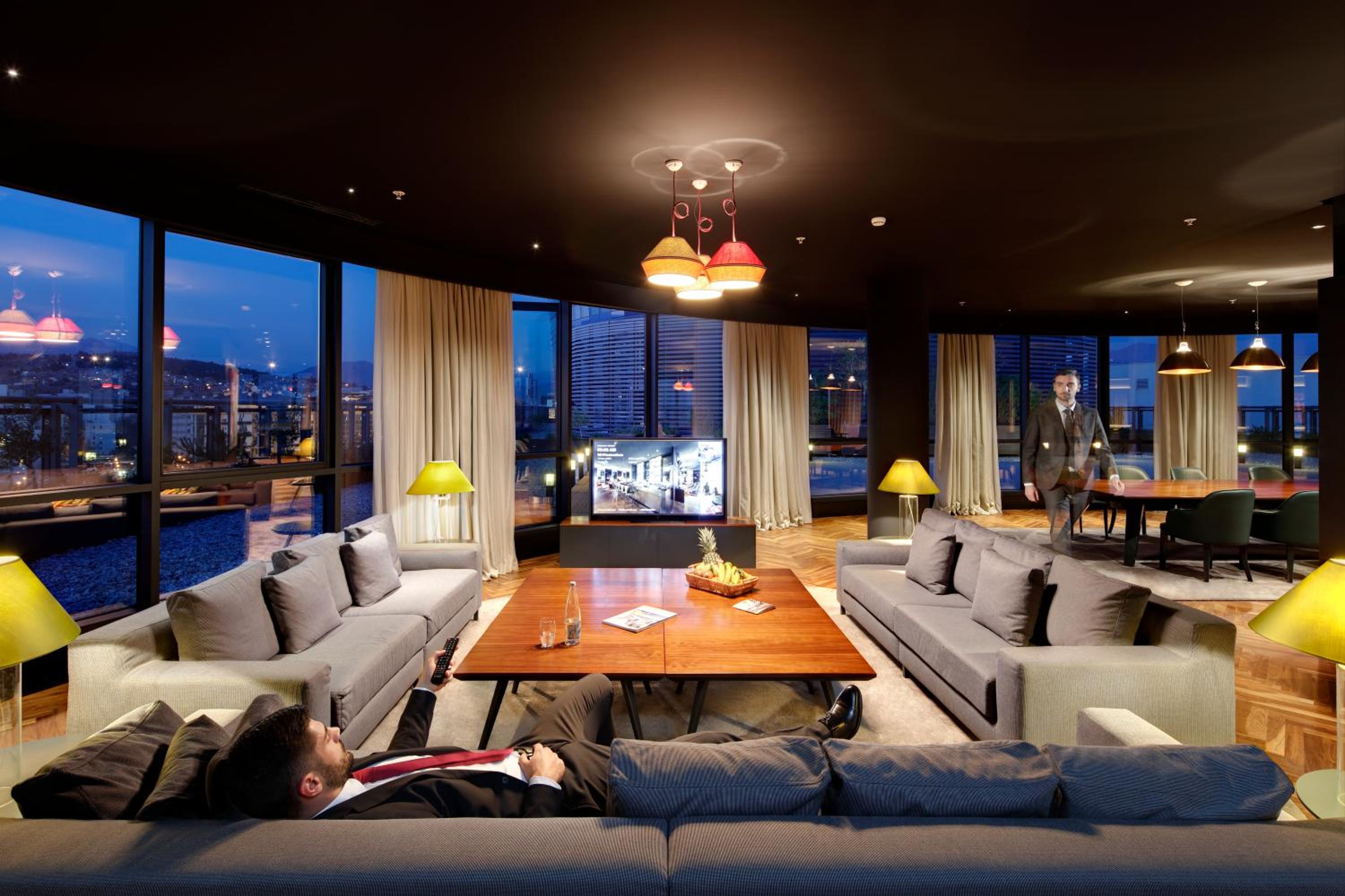 Penthouse Suite