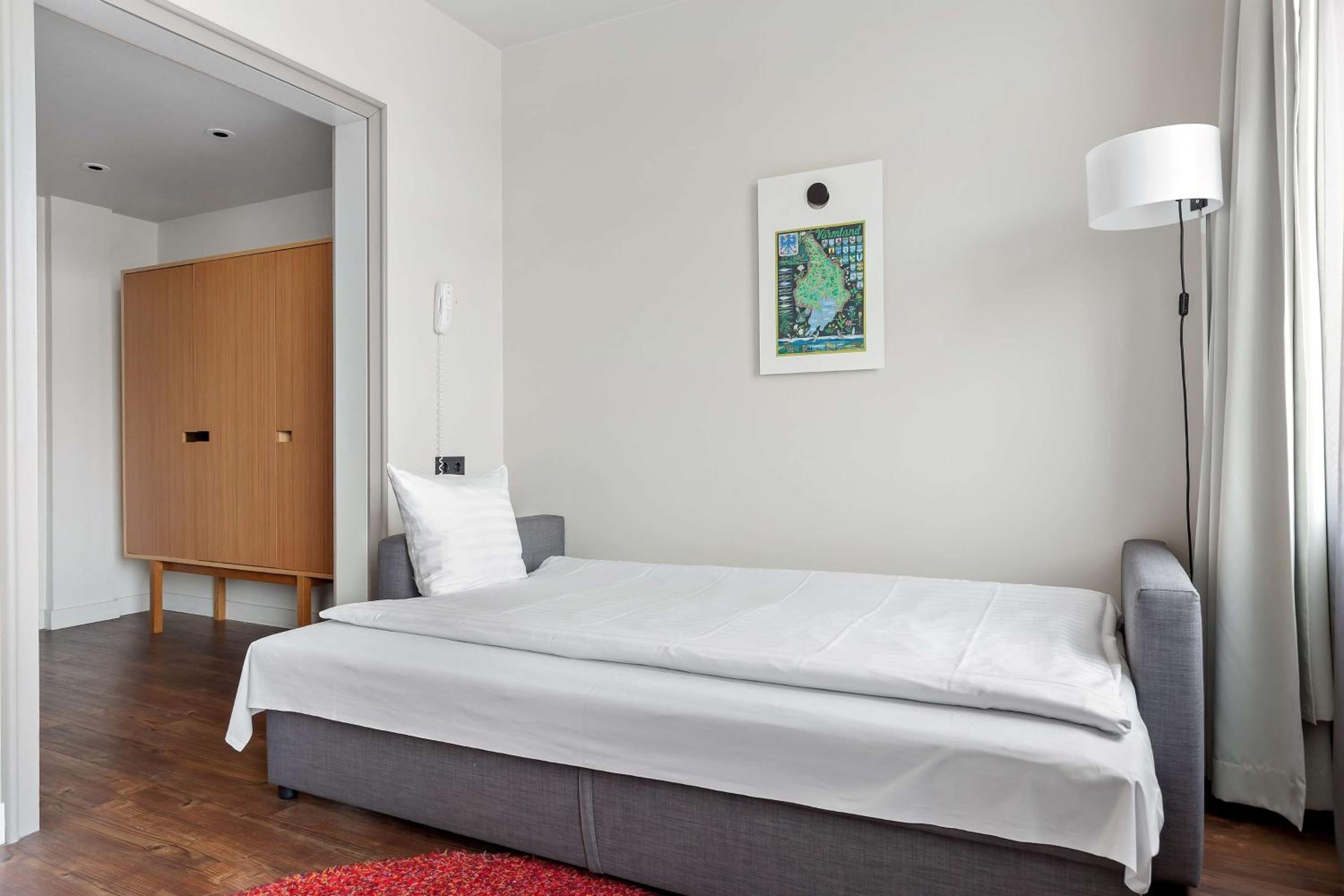 Deluxe Family King Room