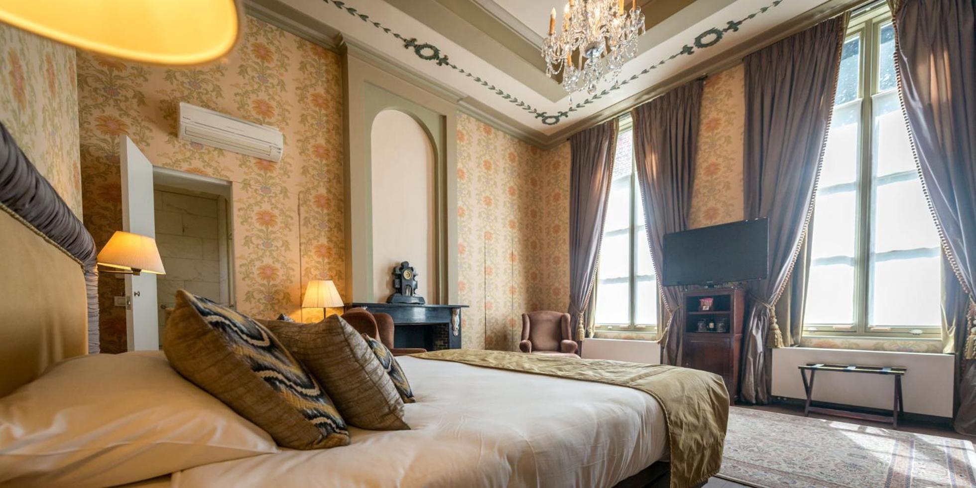 Junior Suite (2 Adults)
