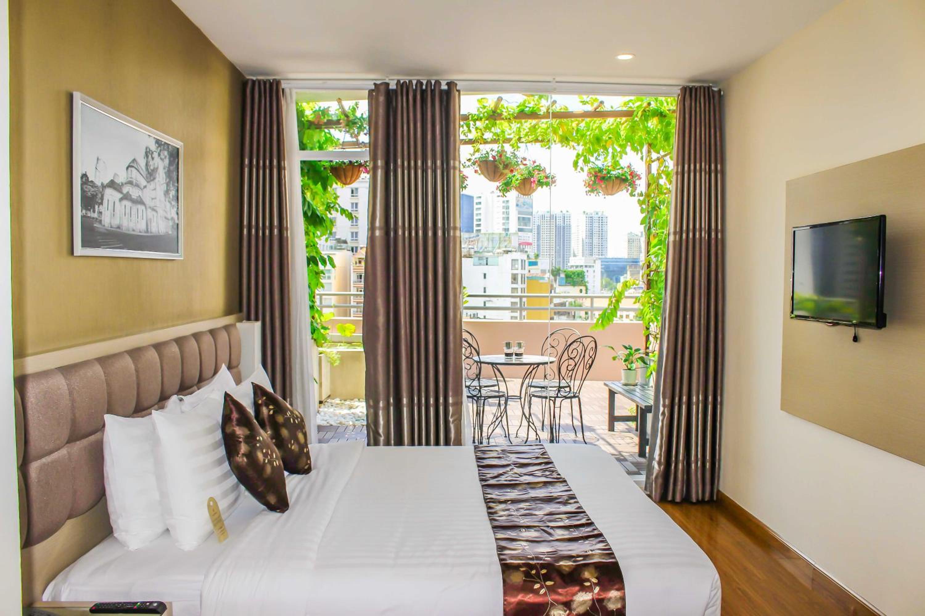 Signature with Garden View