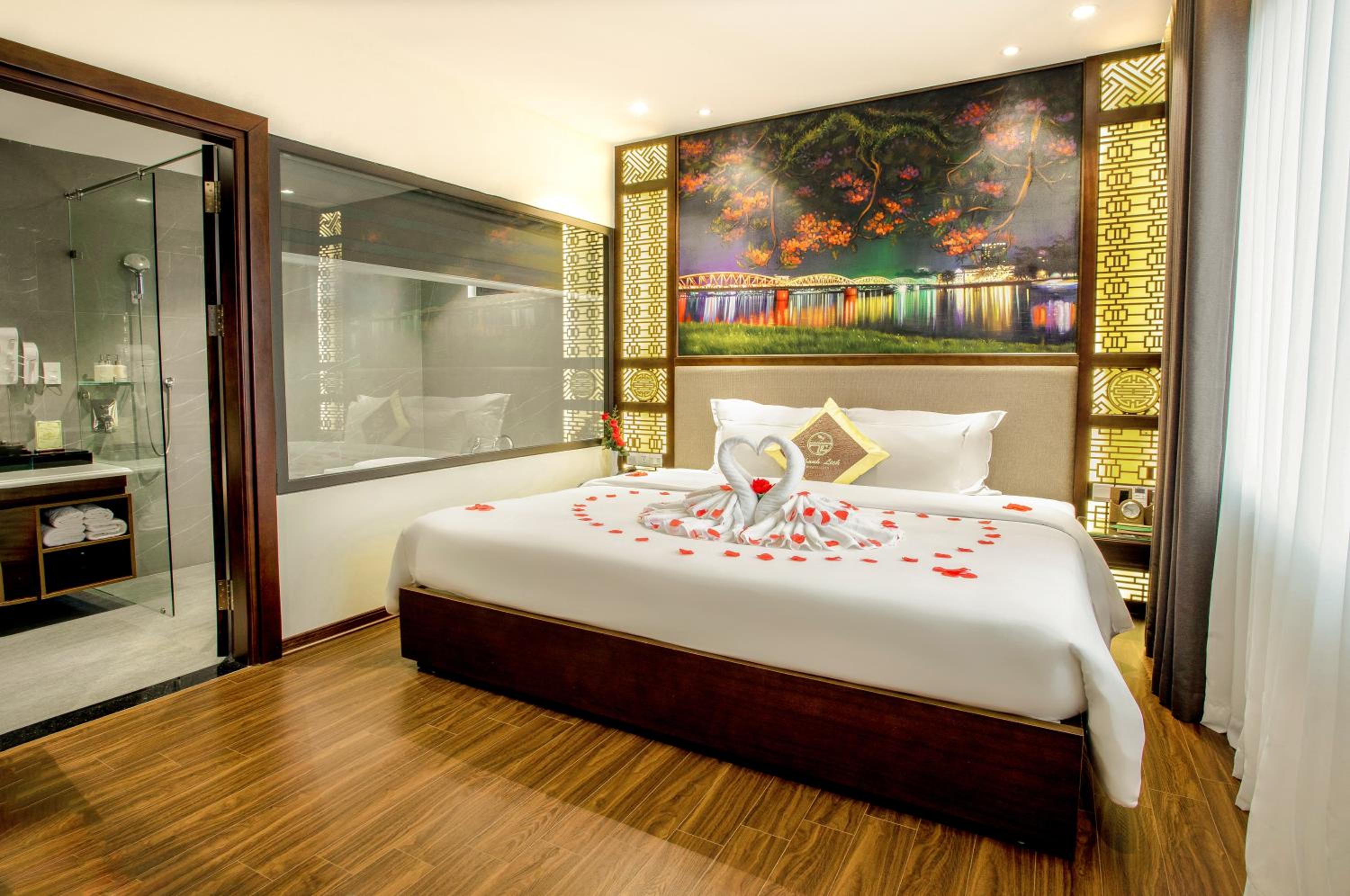 Club Executive Suite