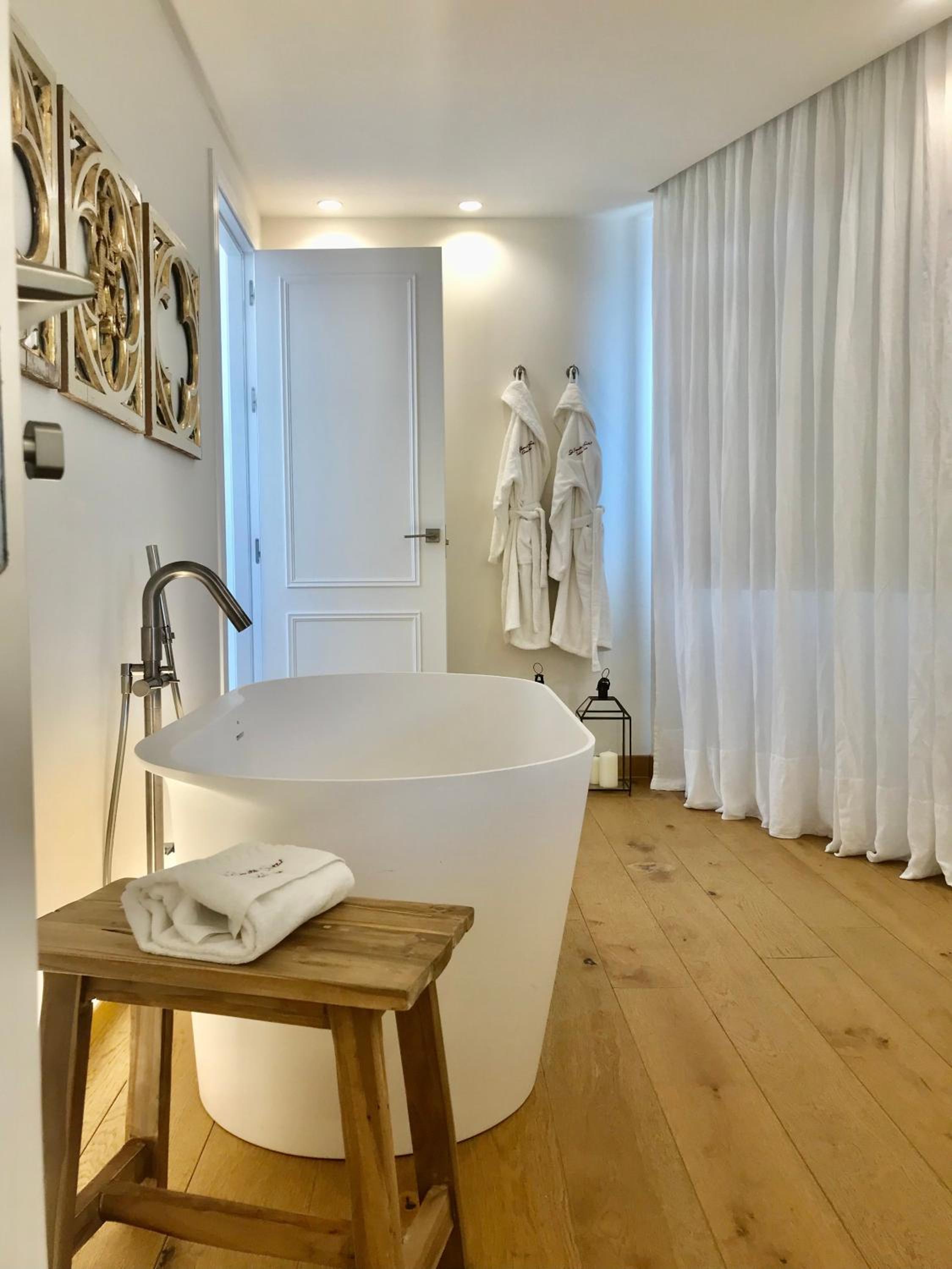 Penthouse Suite with private terrace and view 