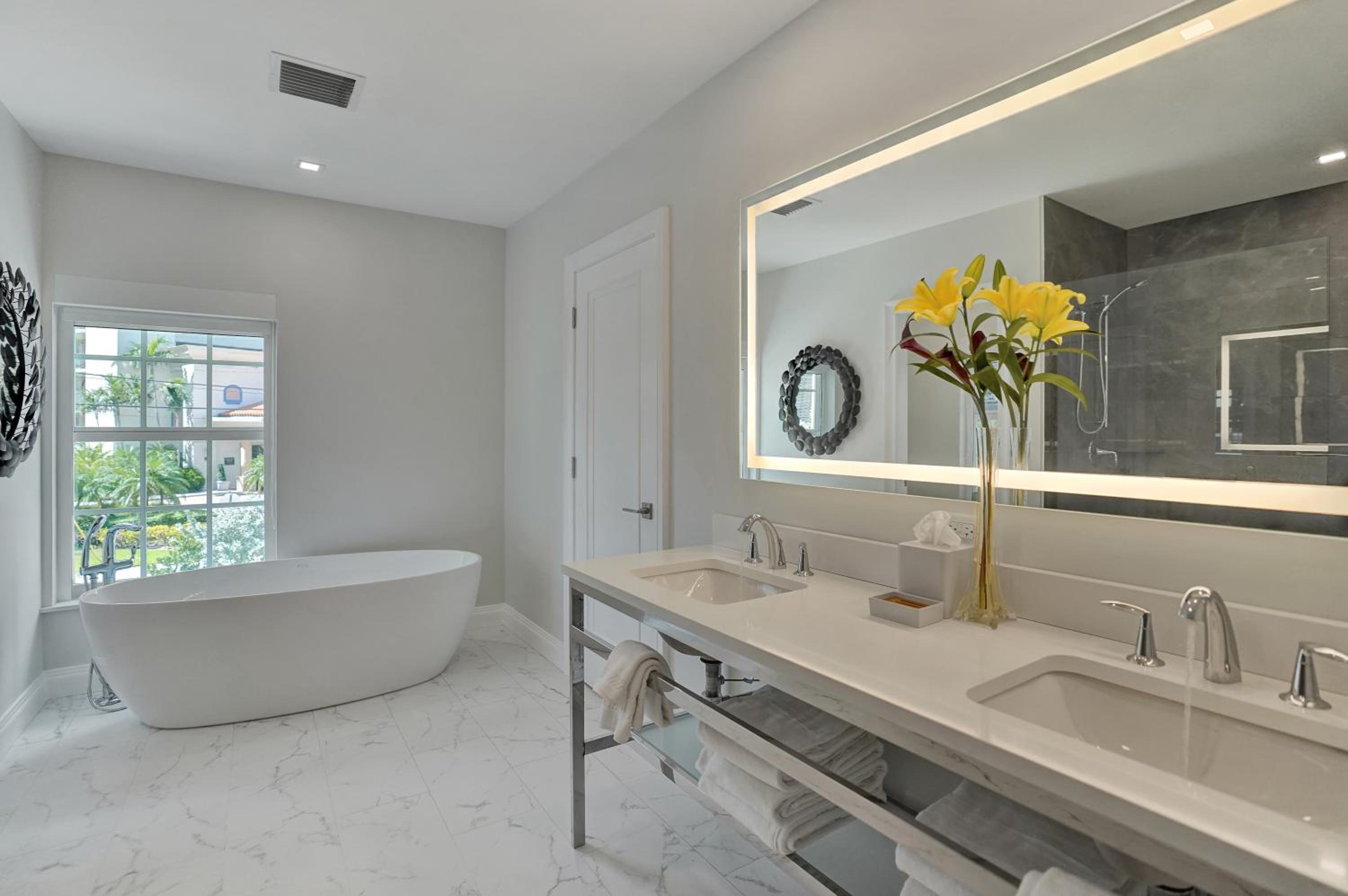 Grand Suite at Birch House Annex