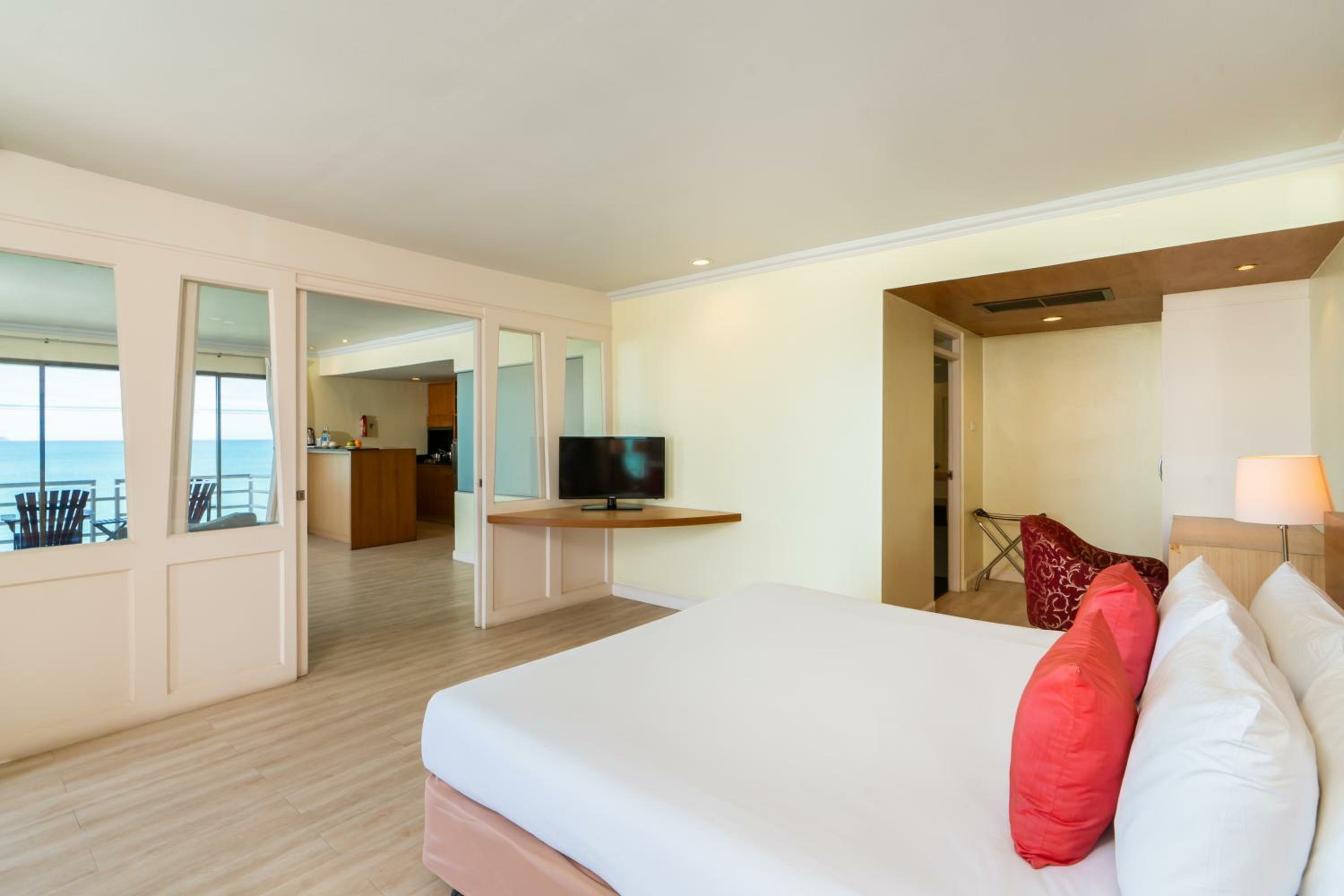 Suite with Sea View