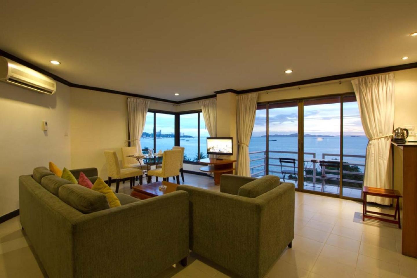 Suite with Sea View