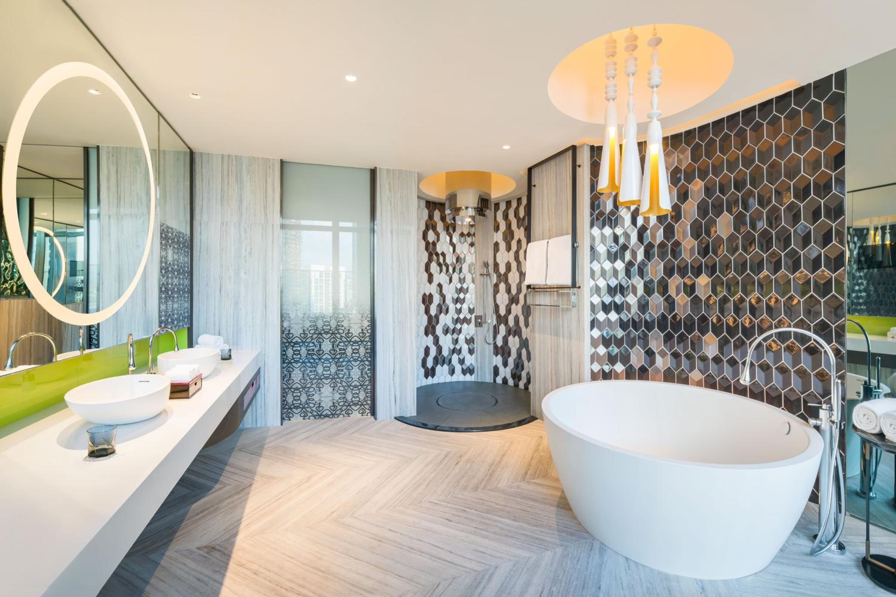 EWOW, Suite, King Bed, KLCC View, Private Outdoor Pool, Terrace