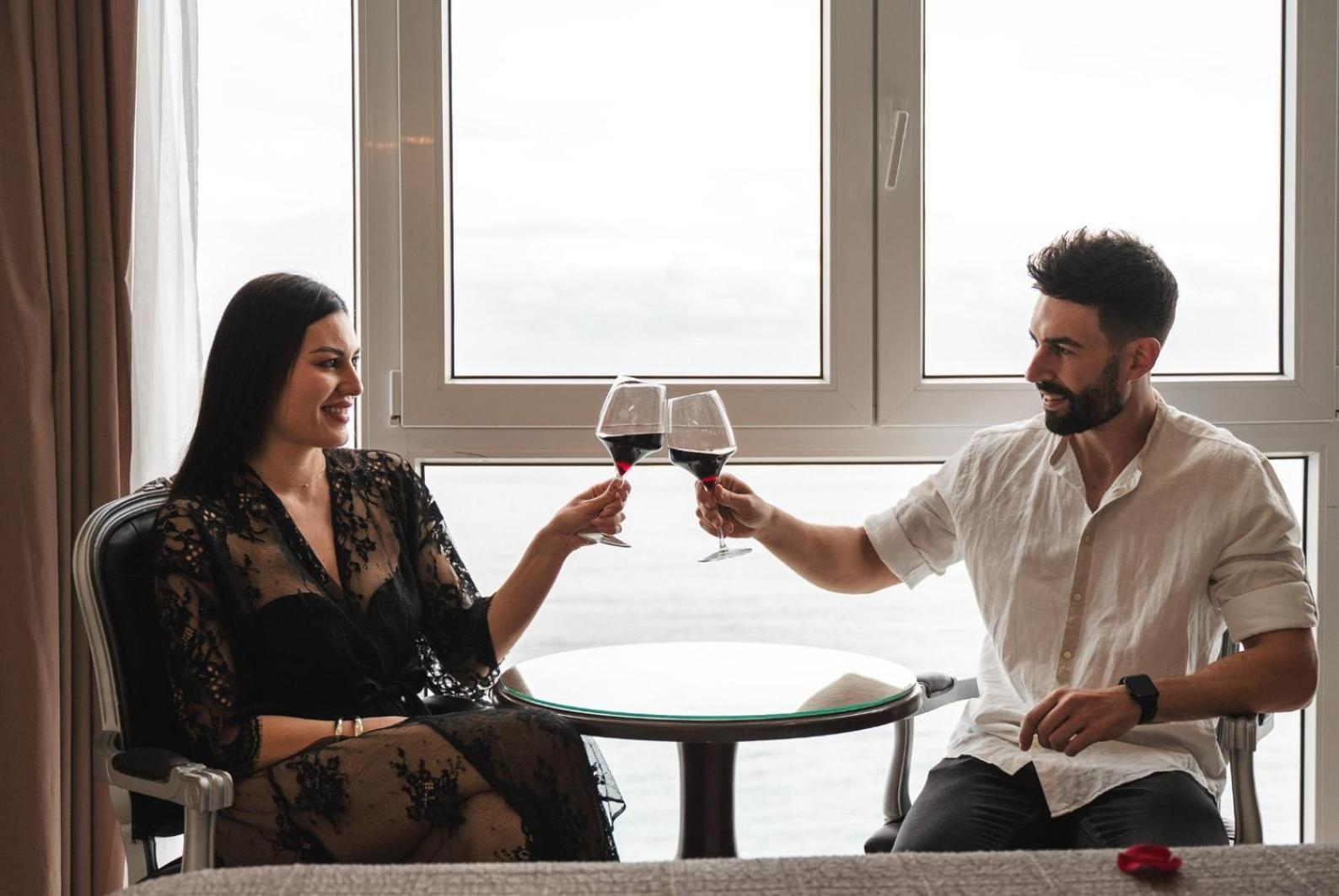 Deluxe Junior Suite with Sea View (2 adults)