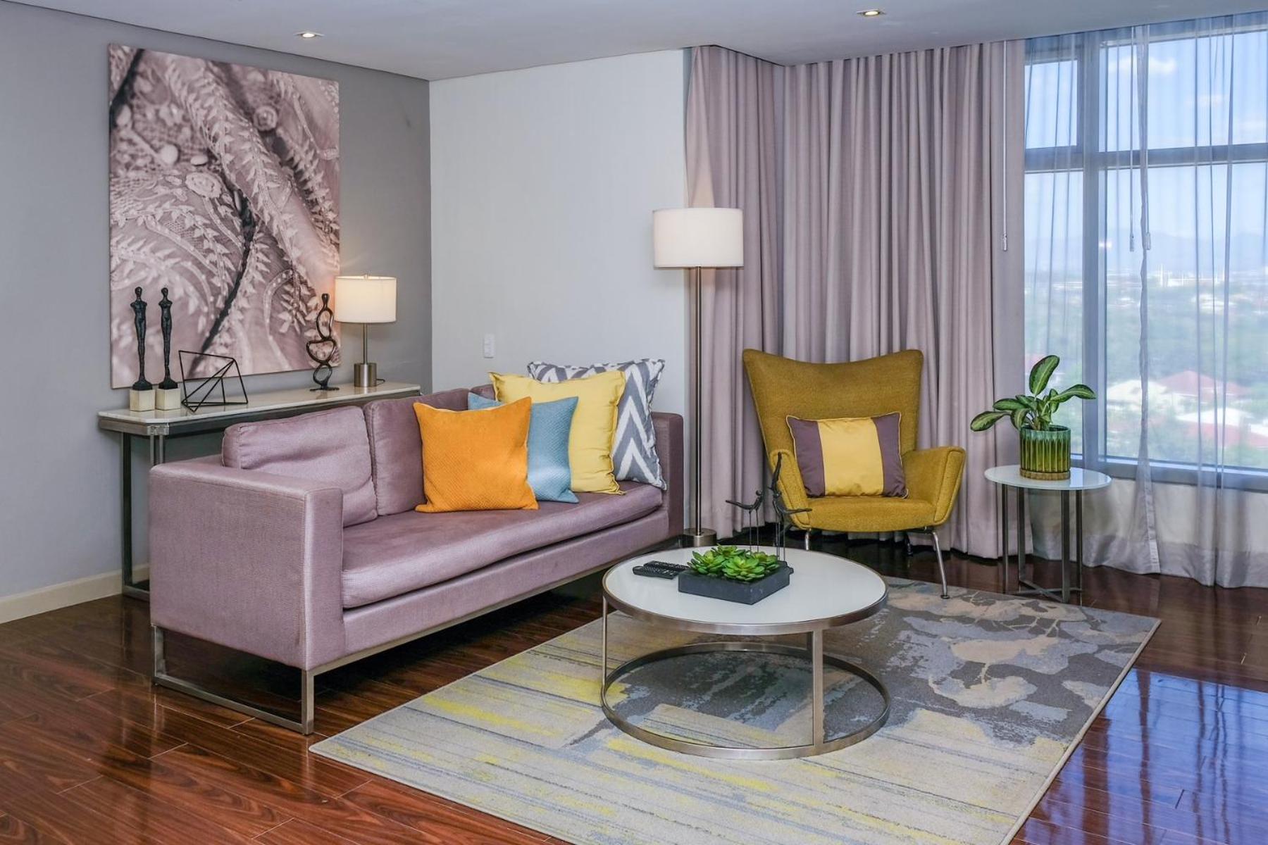 One-Bedroom Suite