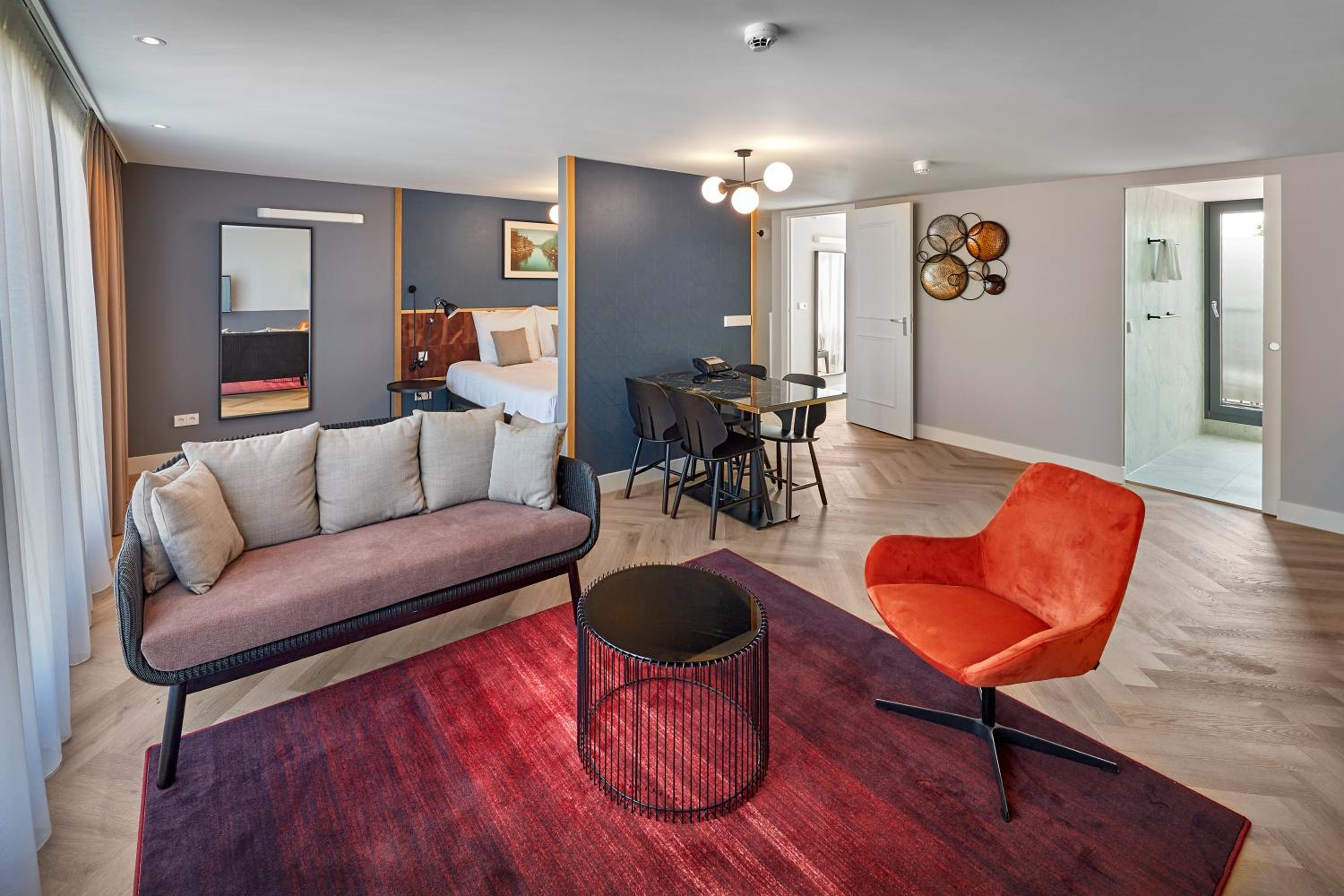 Suite with City View