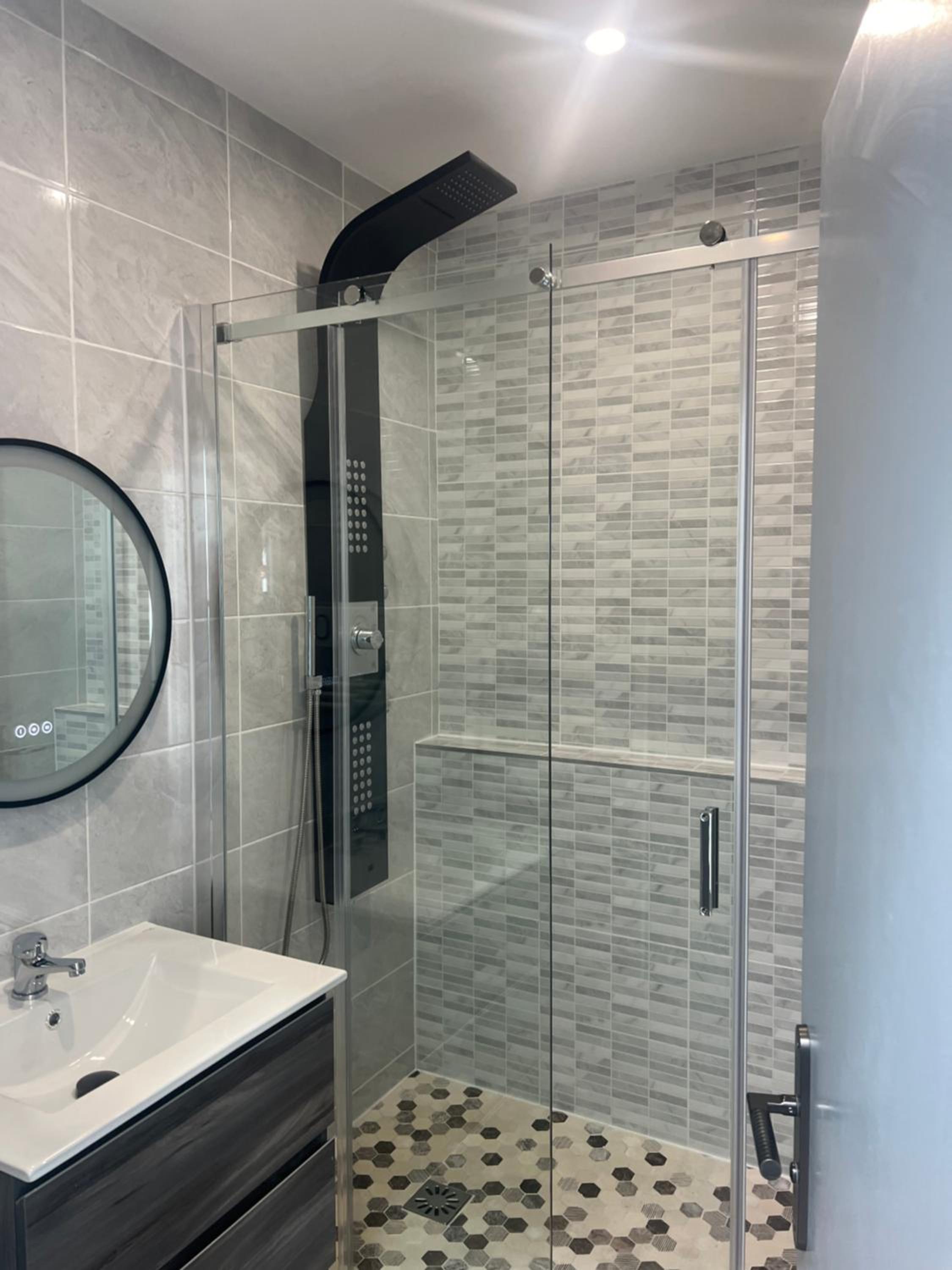 Apartment (6 Adults)