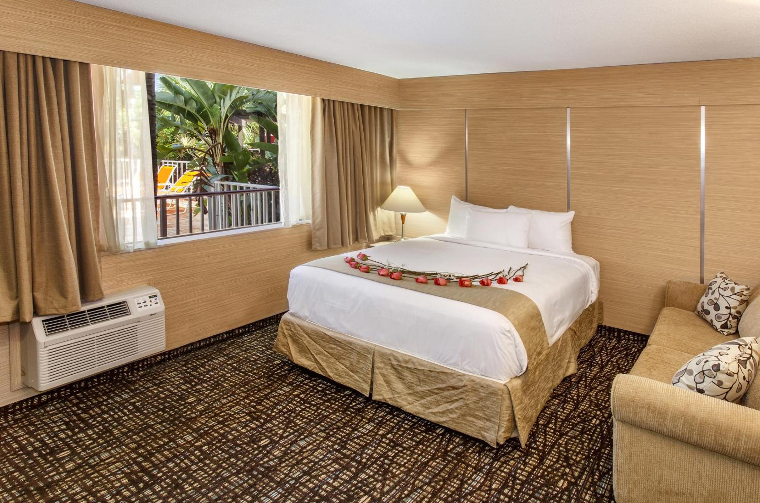 One-Bedroom Suite (4 Adults)