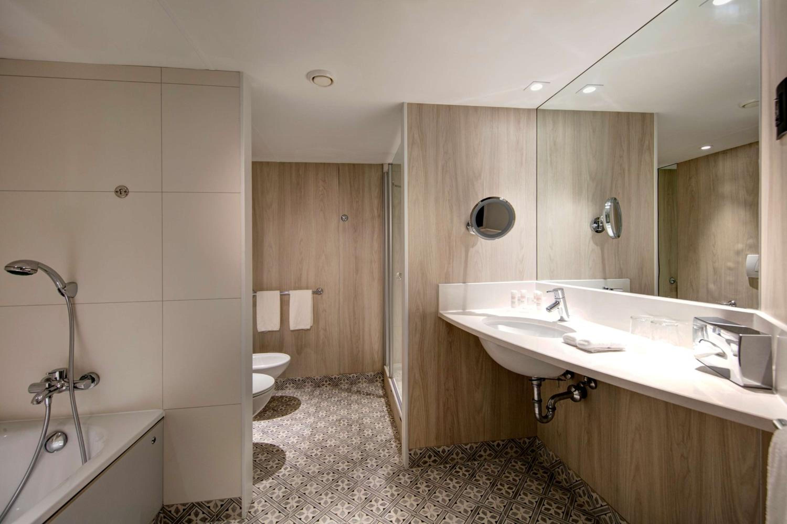 Bay View Suite with Terrace