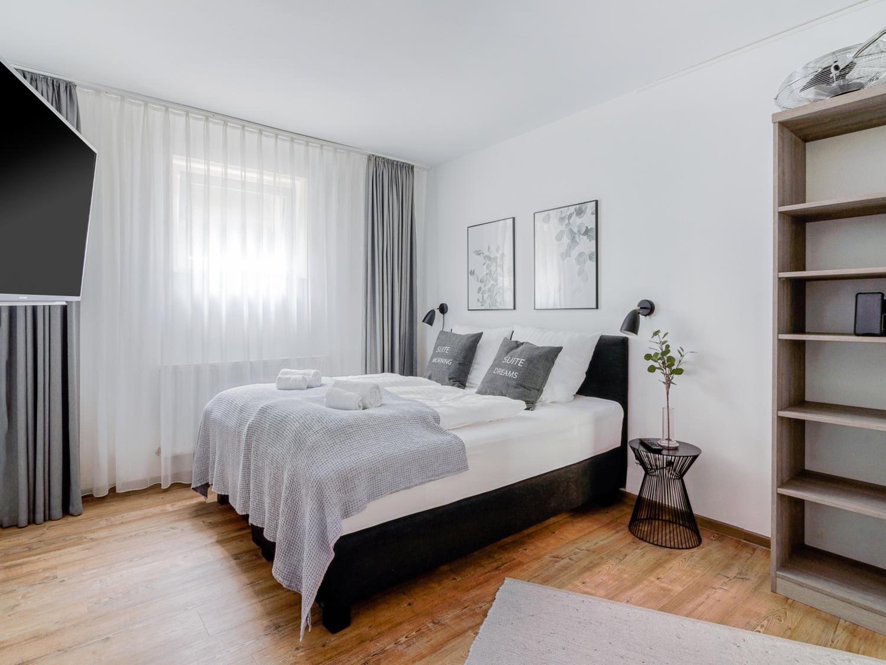 One-Bedroom Suite - Basement 