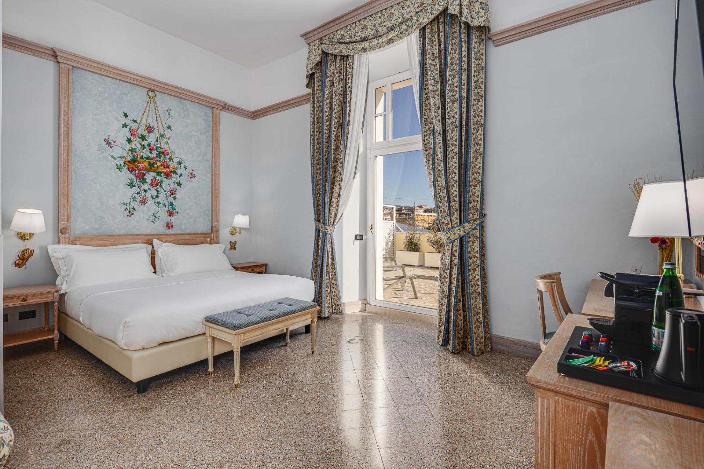 Junior Suite with Balcony Sea View