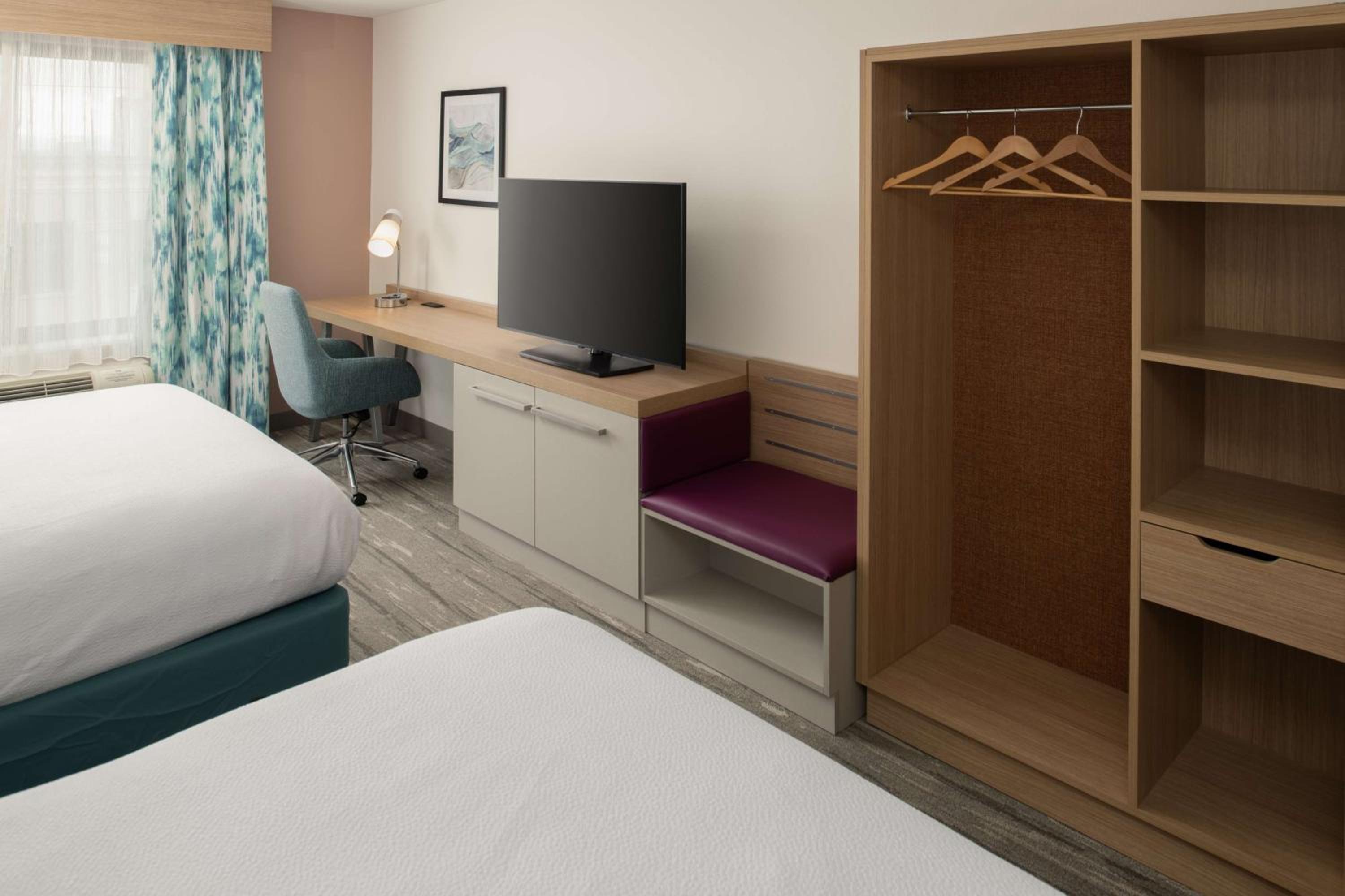 Two-Bedroom King Suite with Two King Beds and Roll-In Shower - Mobility Accessible