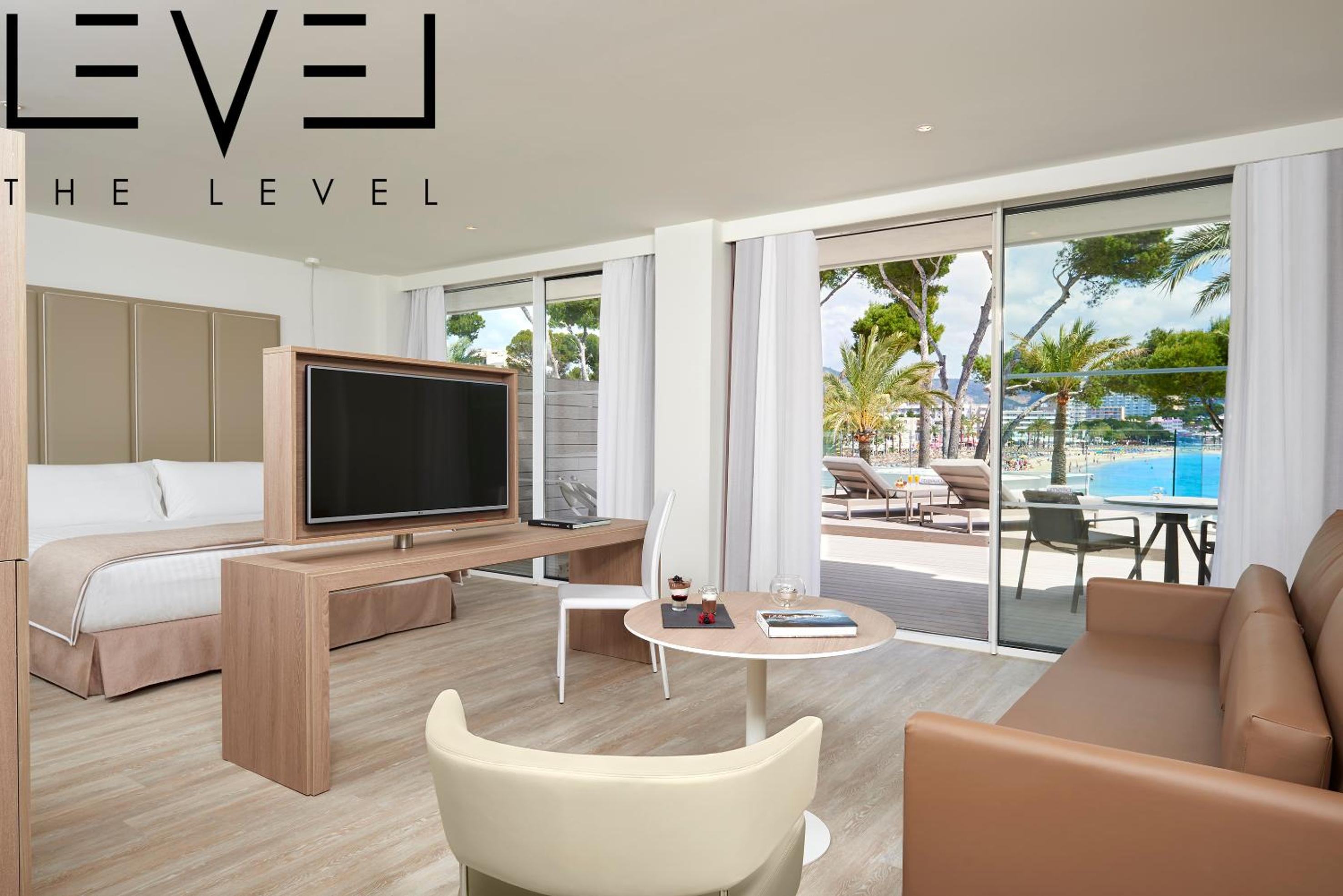 The Level Suite with Terrace