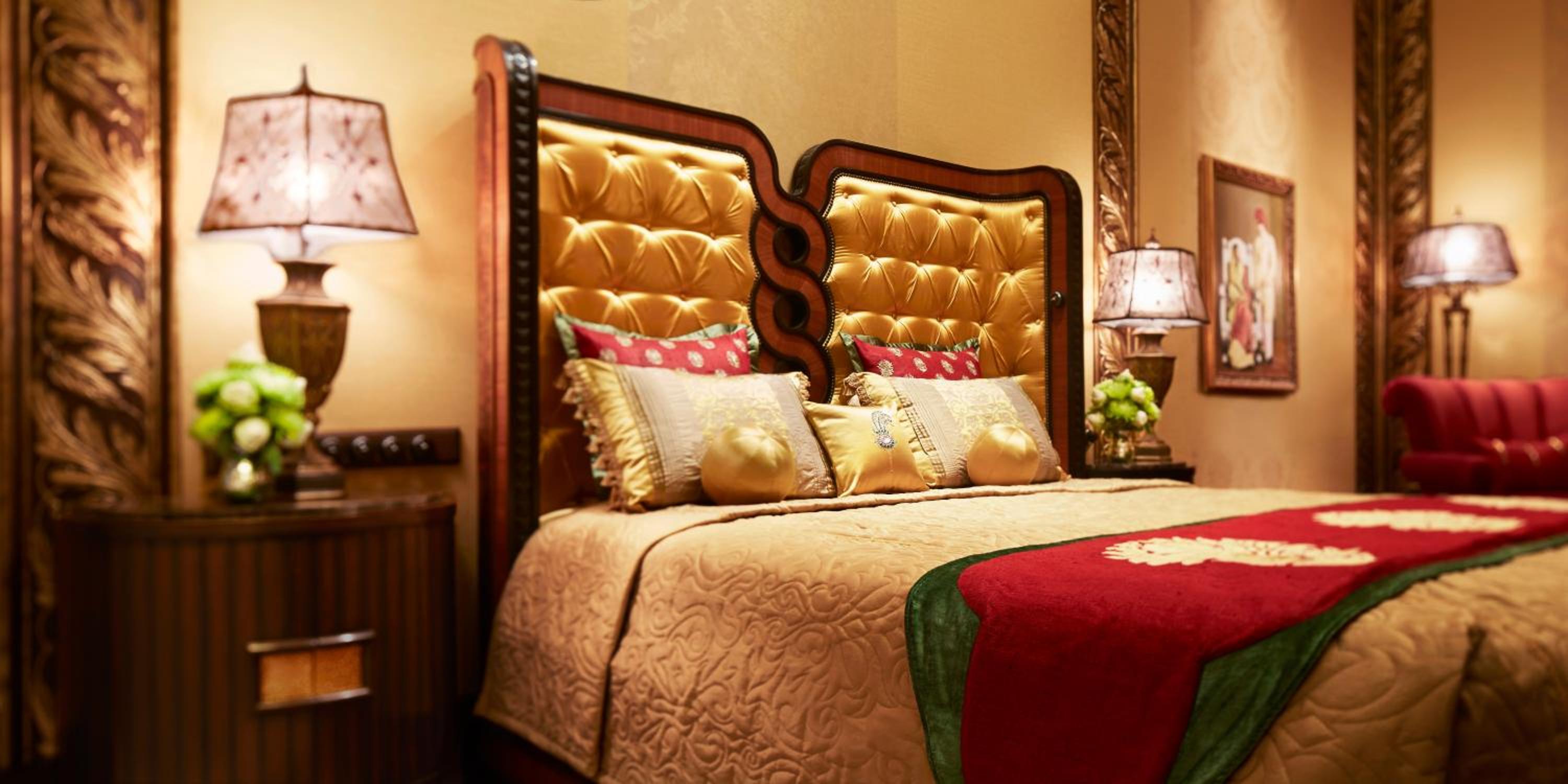 Grand Royal Suite with Garden view