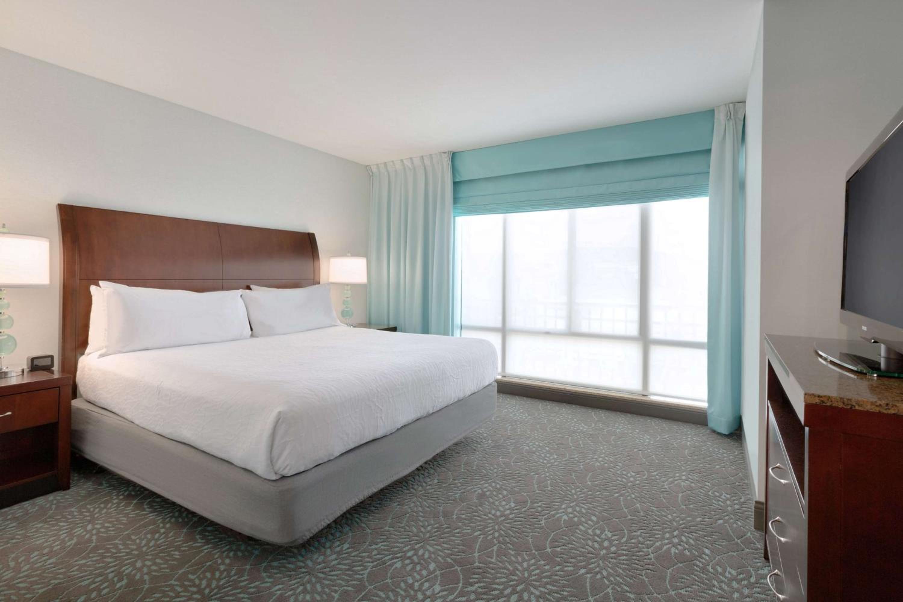 One-Bedroom King Suite with Sofa Bed