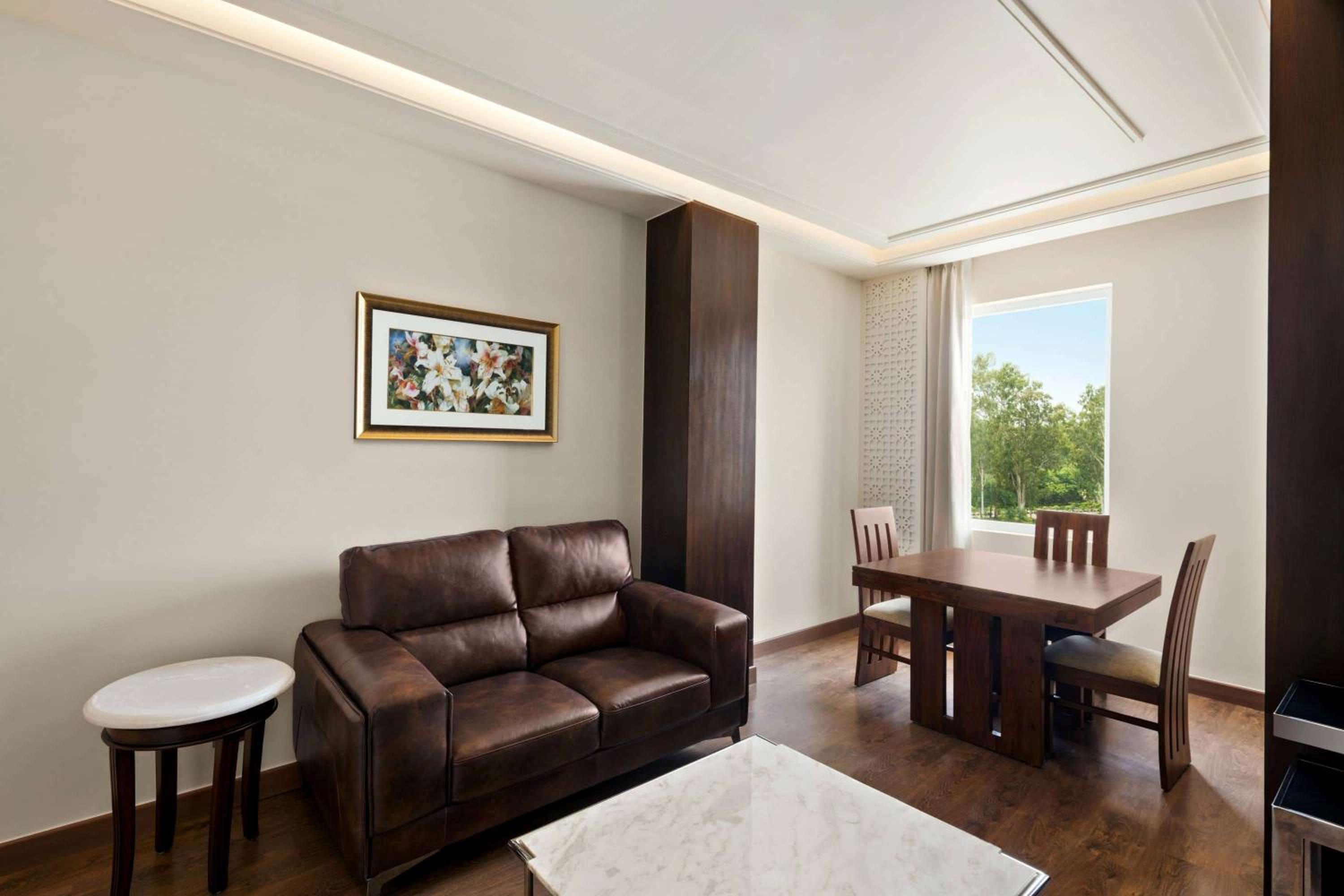 King Suite (Non Smoking) - Book & Unlock Exclusive Discounts