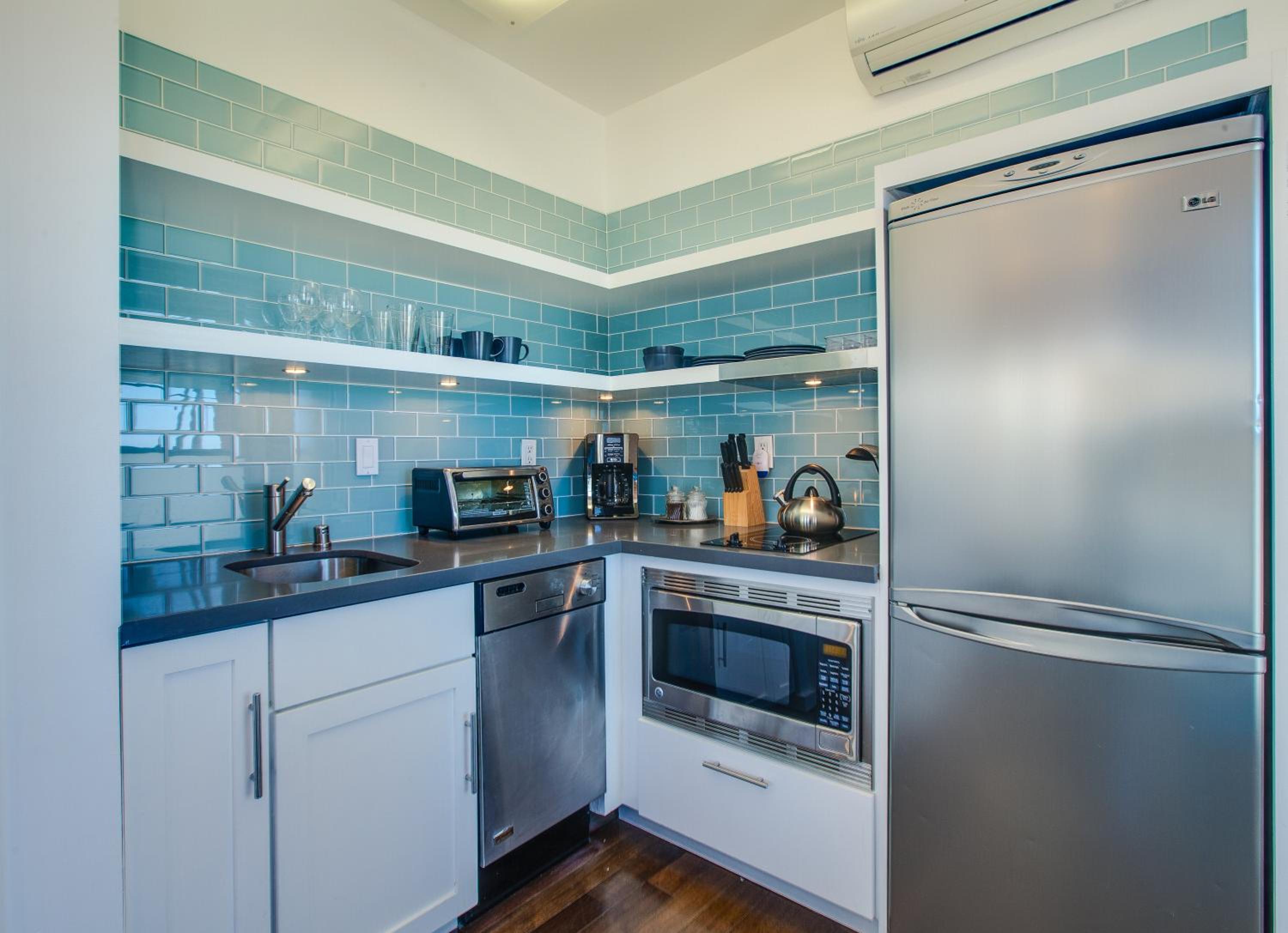 First Floor Junior Studio Suite, Oceanfront