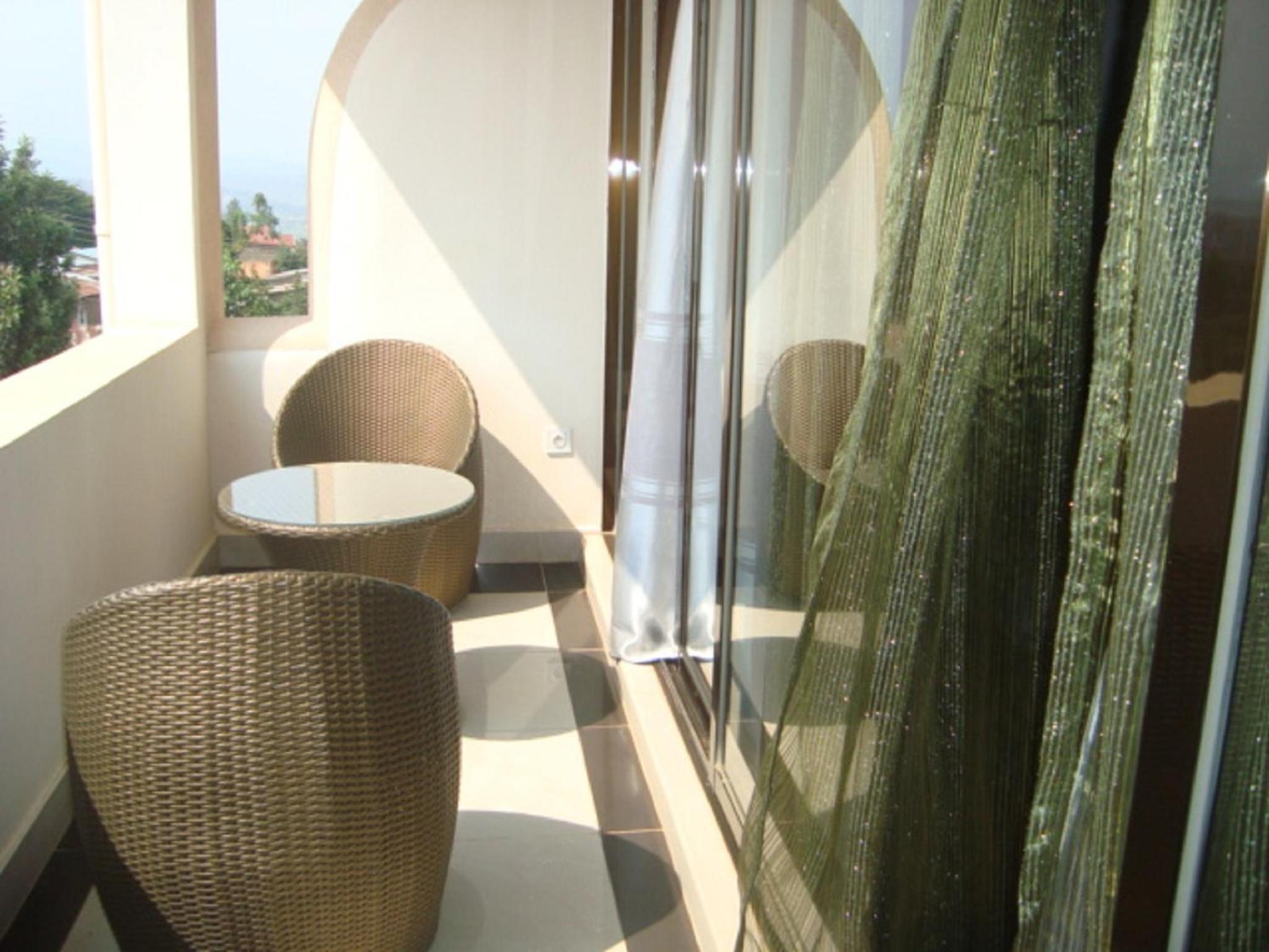 Superior Family Room