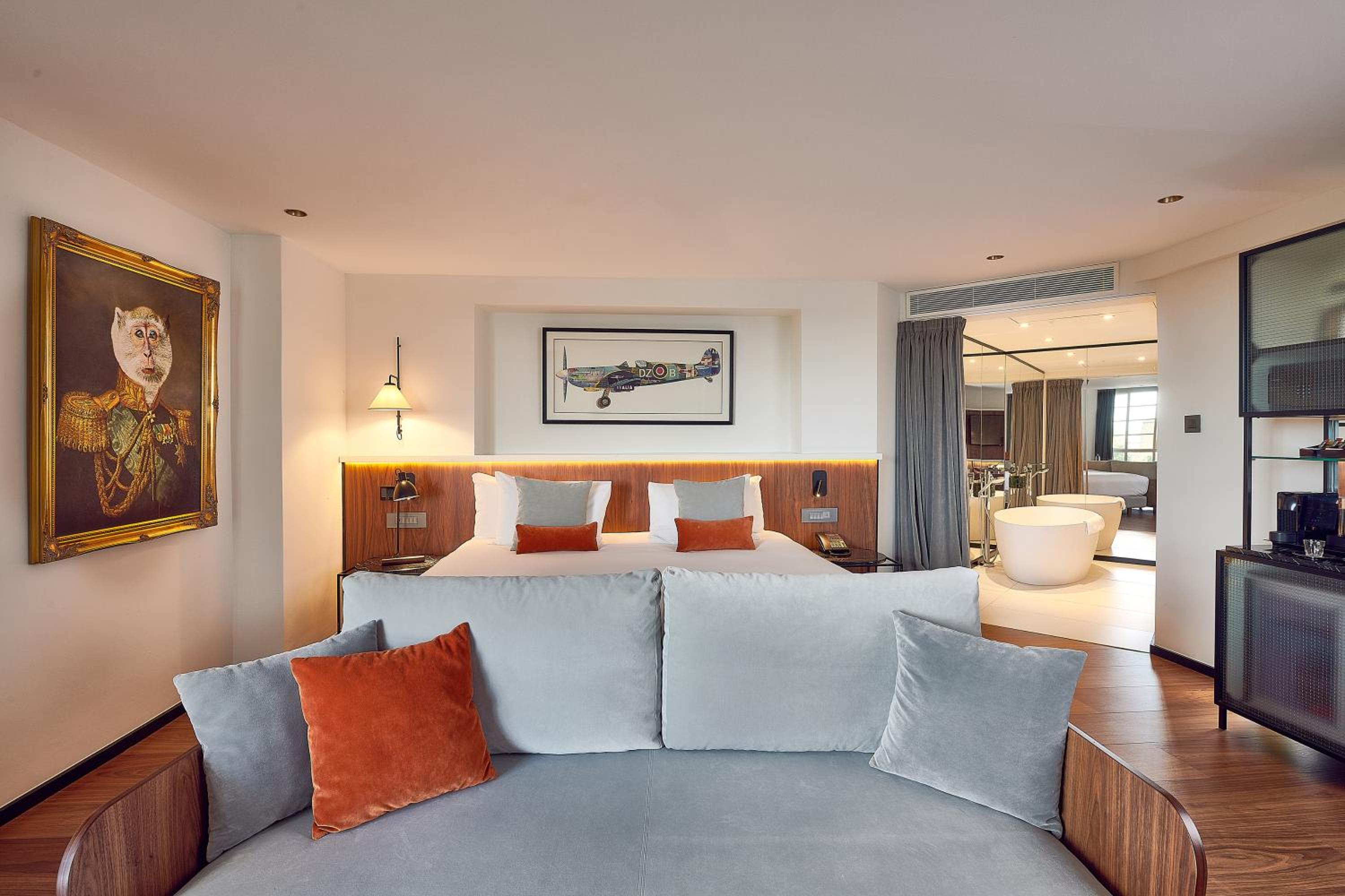 The Marylebone Suite with Executive Lounge Access