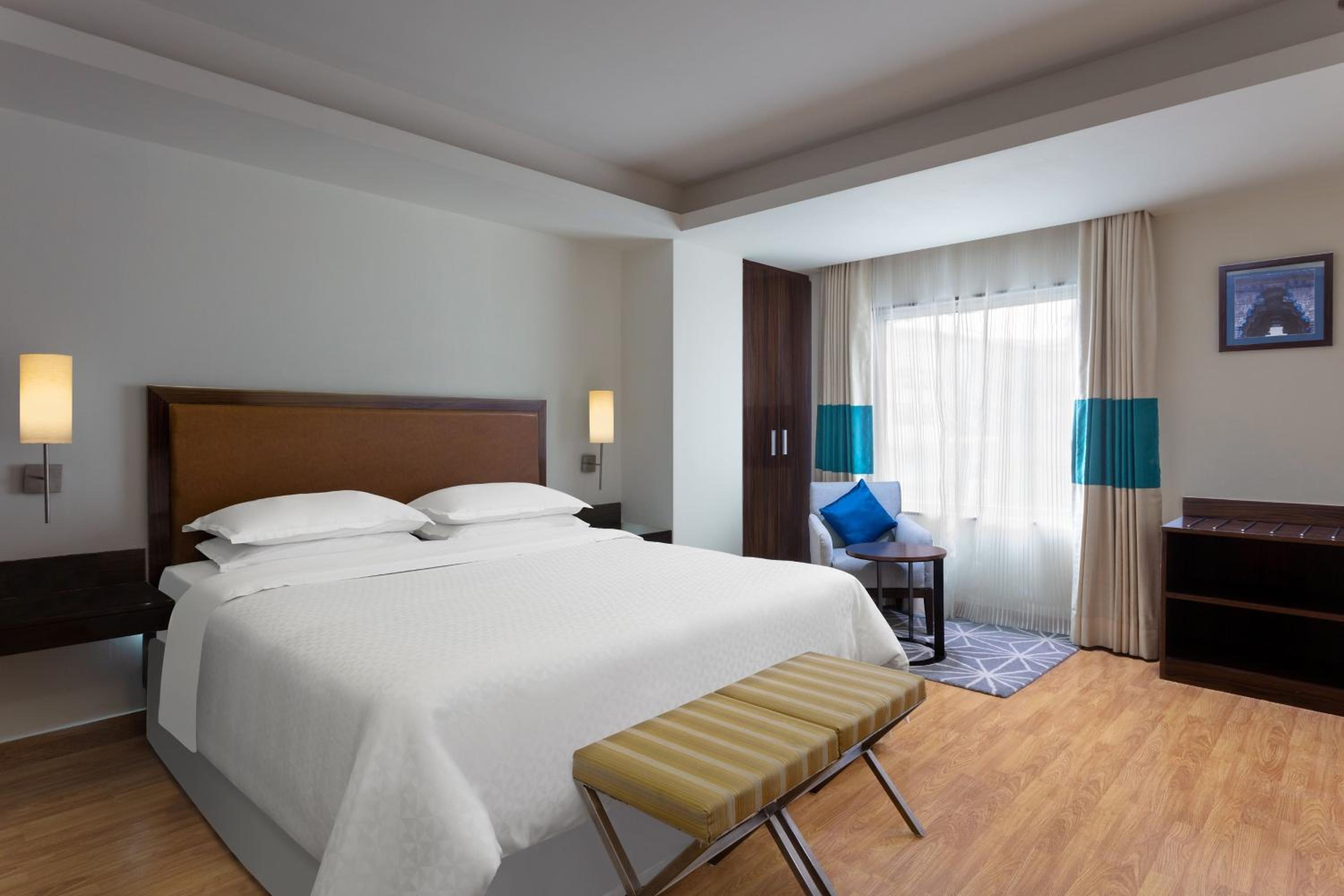 Four Points Suite 