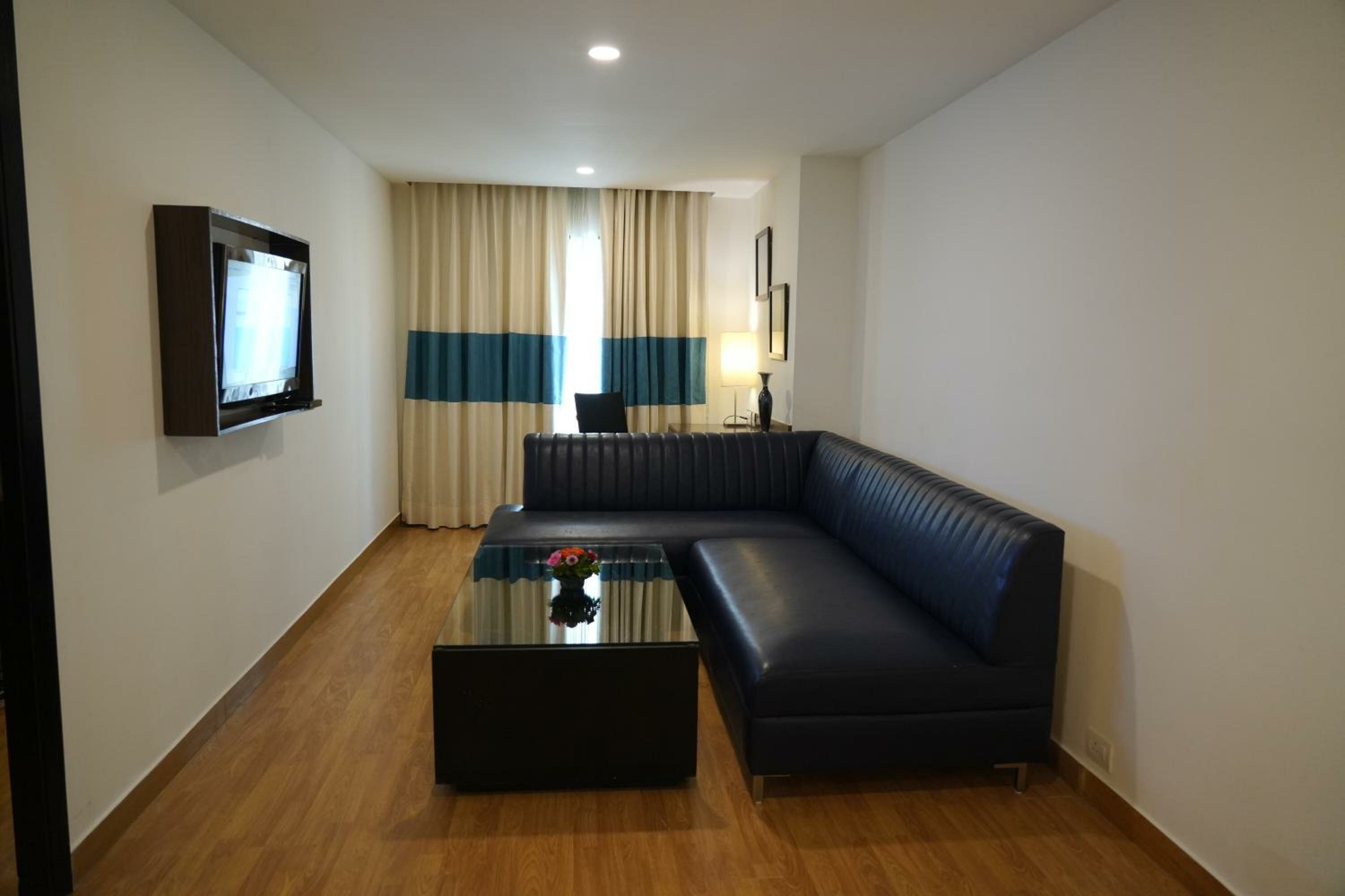 Four Points Suite 