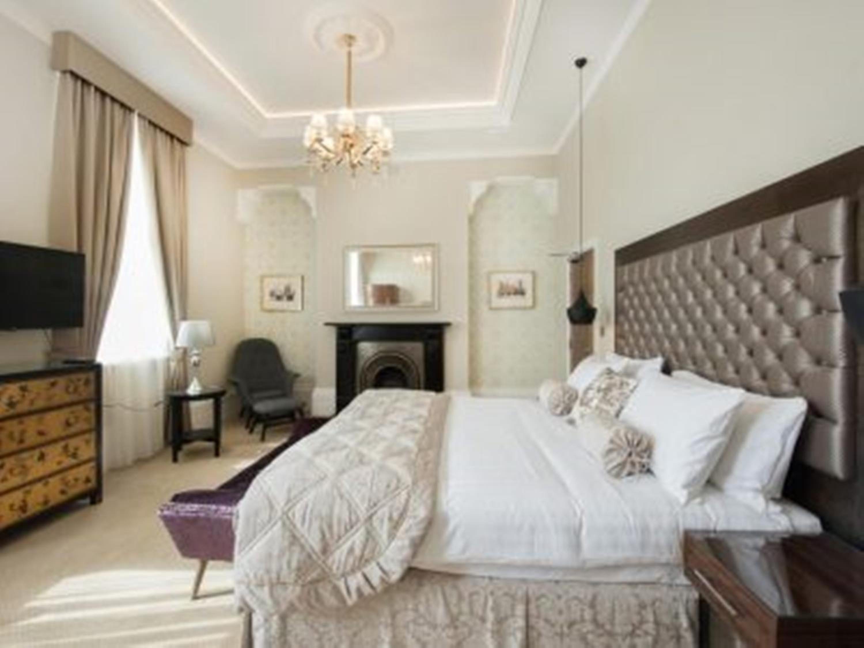 Lansbury Studio Suite