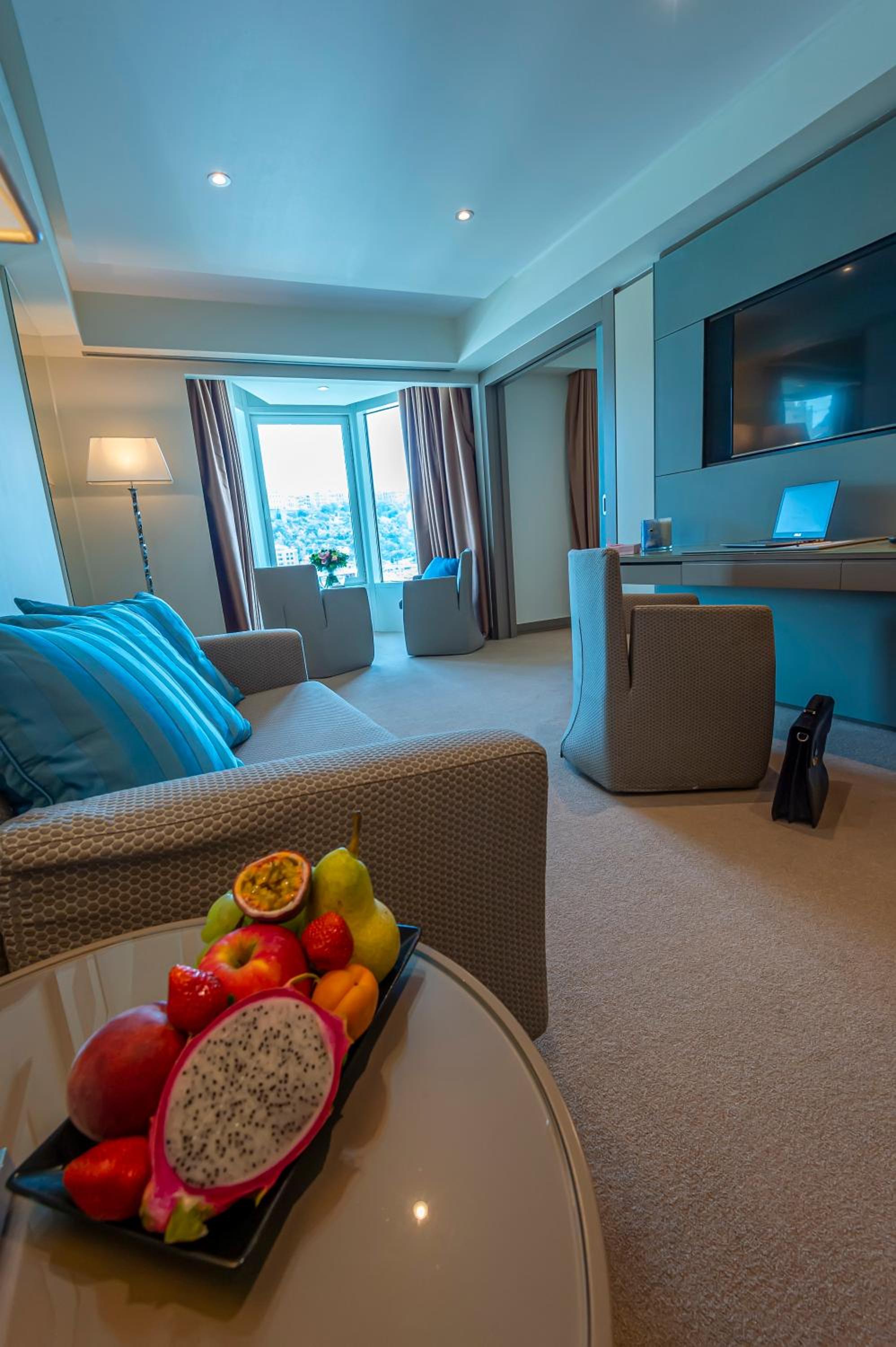 Grand Suite - Harbor view