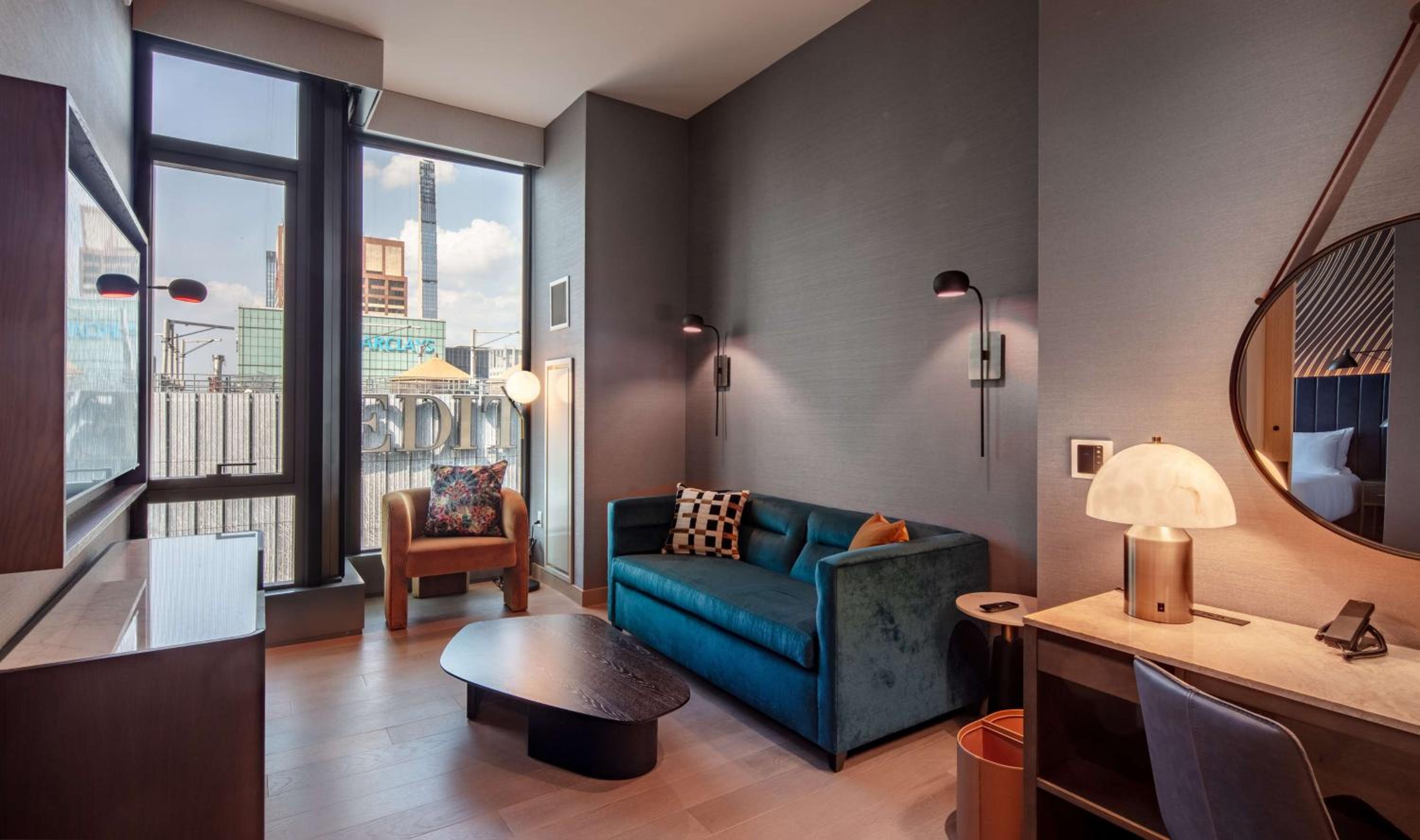 King Suite with Skyline View