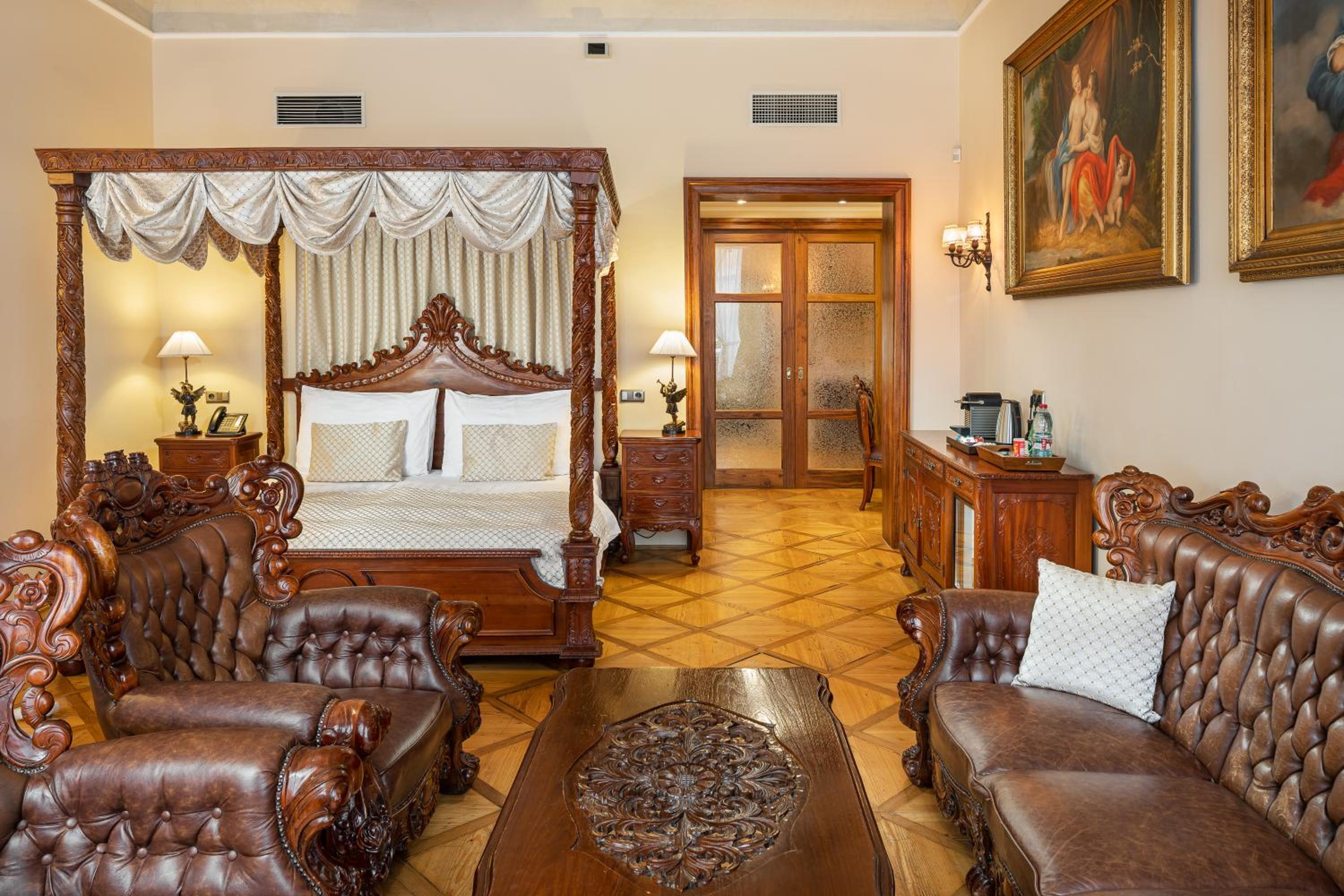 Goliath Suite