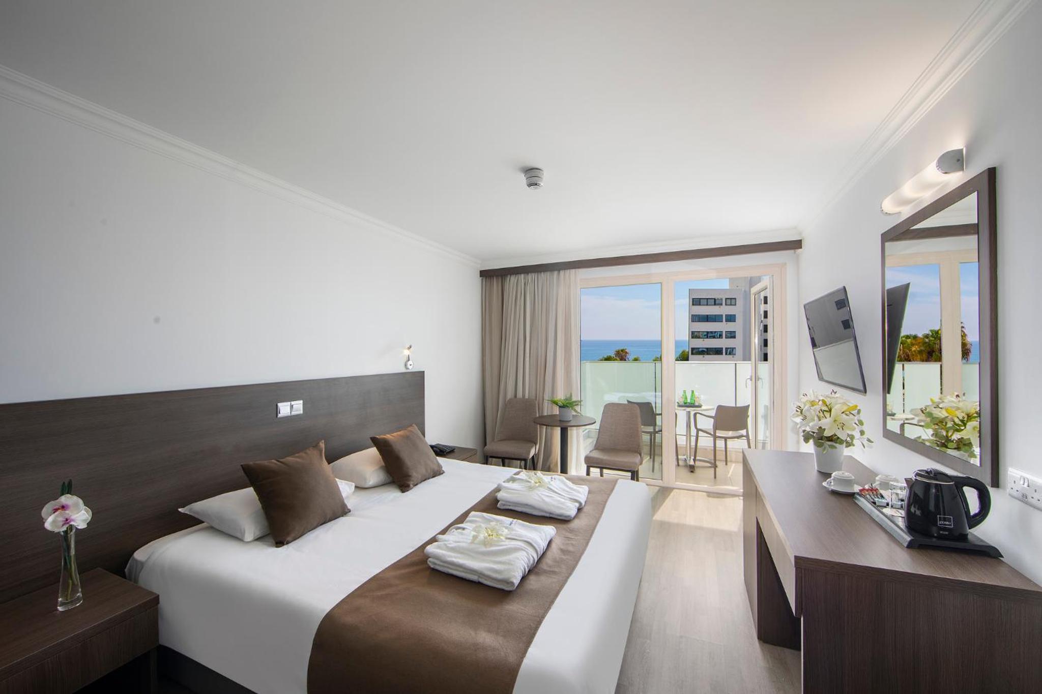 Suite with Sea View
