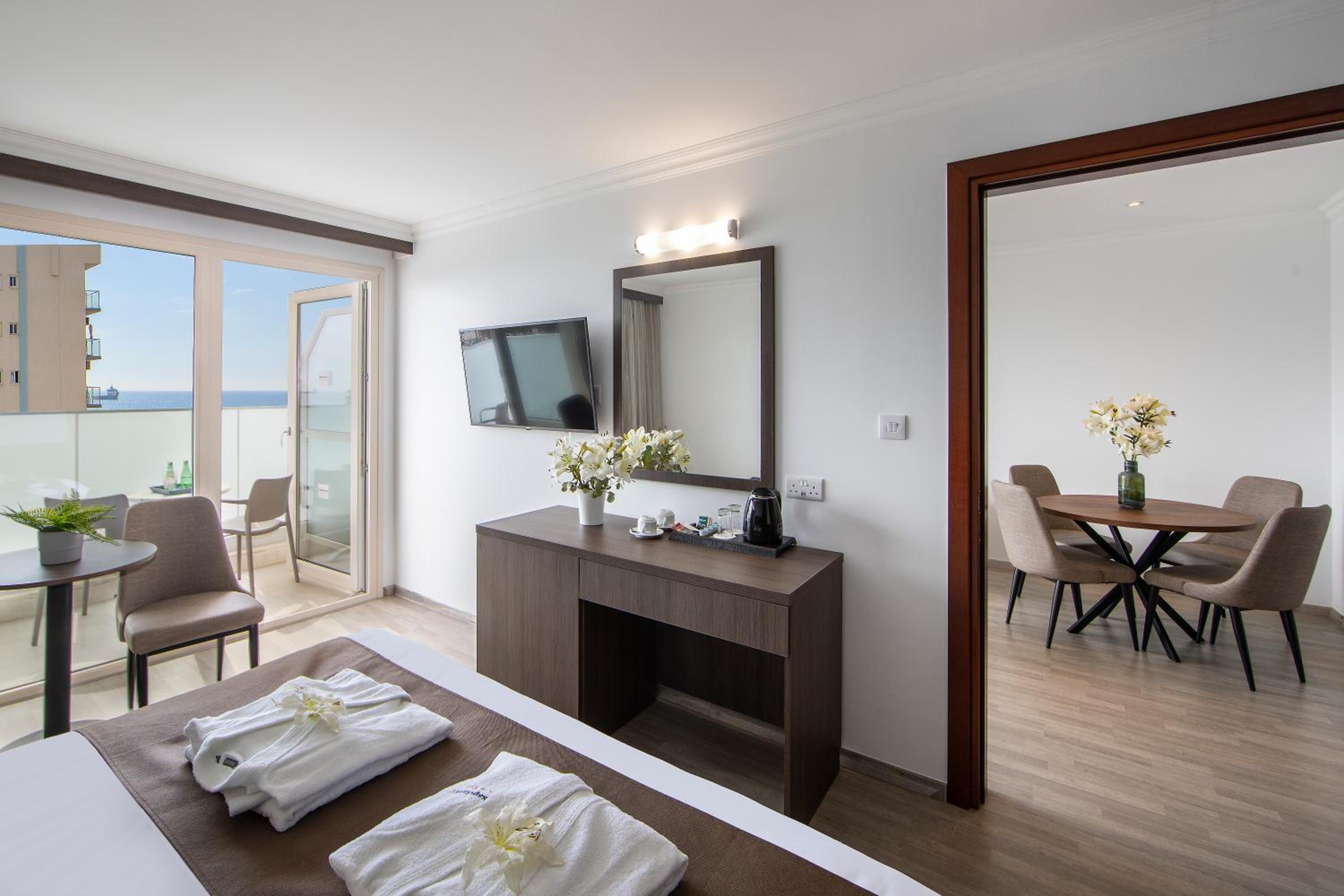 Suite with Sea View