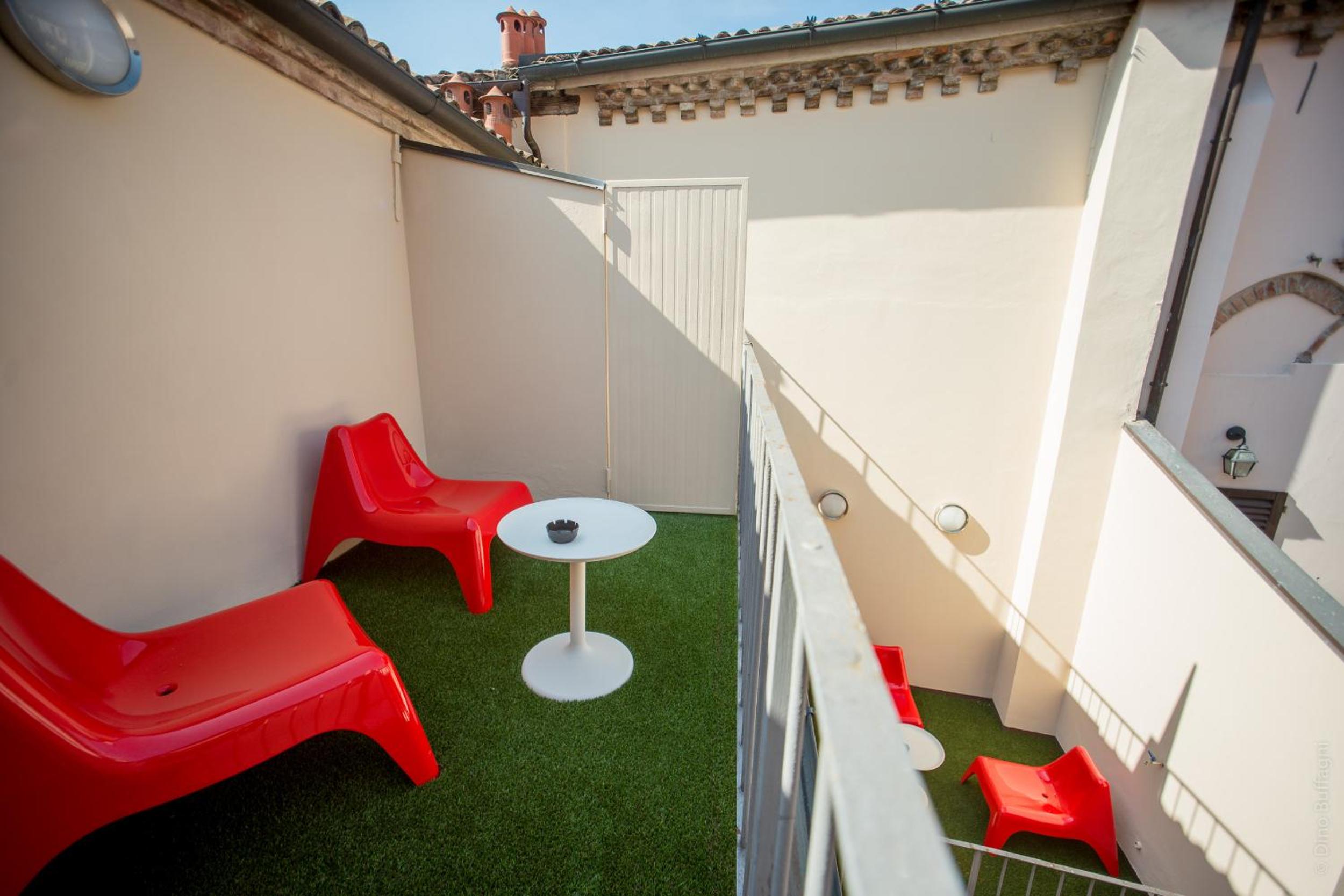 Suite - Annex