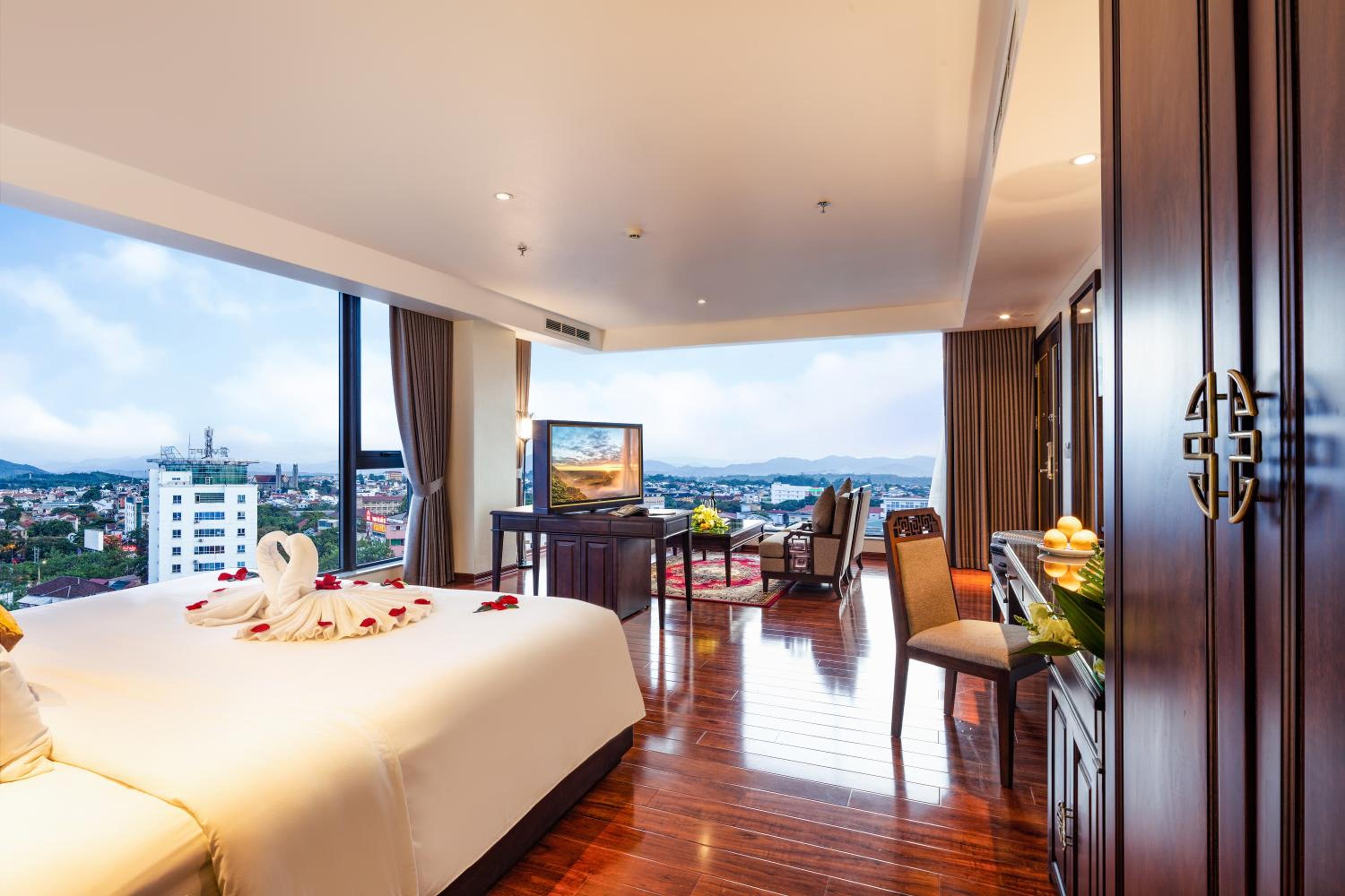 D’ Elegance Signature Suite