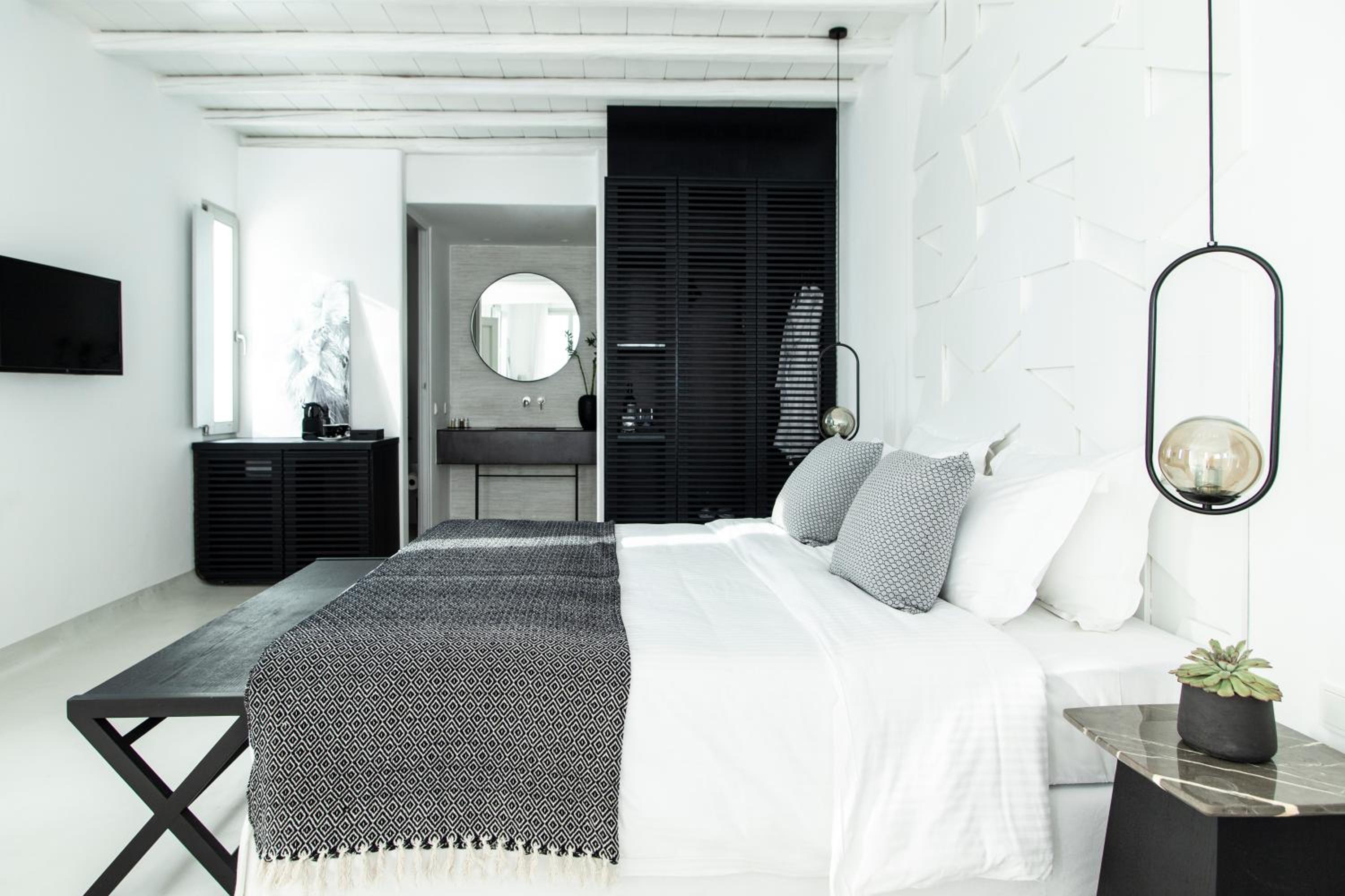 Premium Suite with Sea View & Outdoor Hot Tub