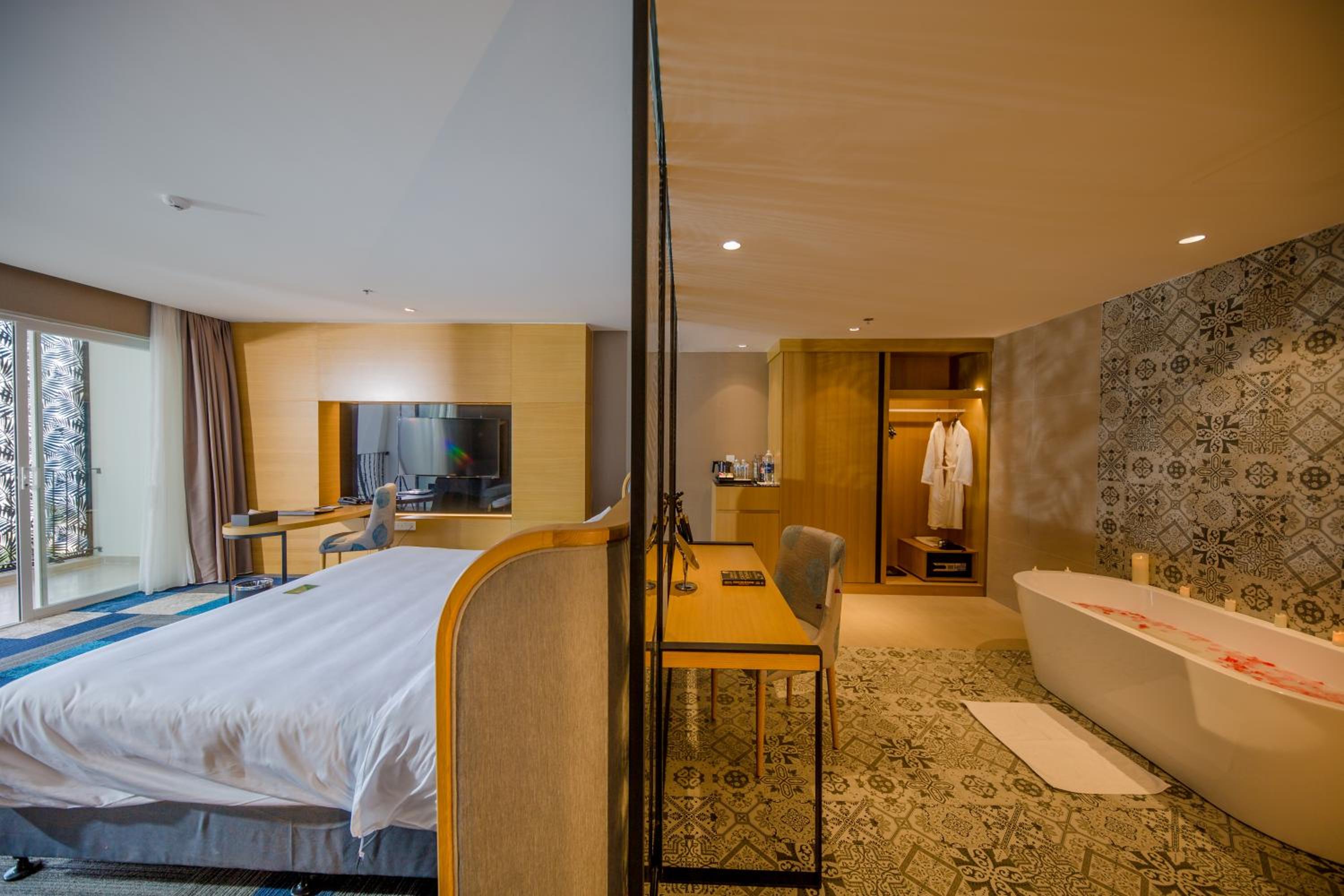 Executive Suite with Sea View