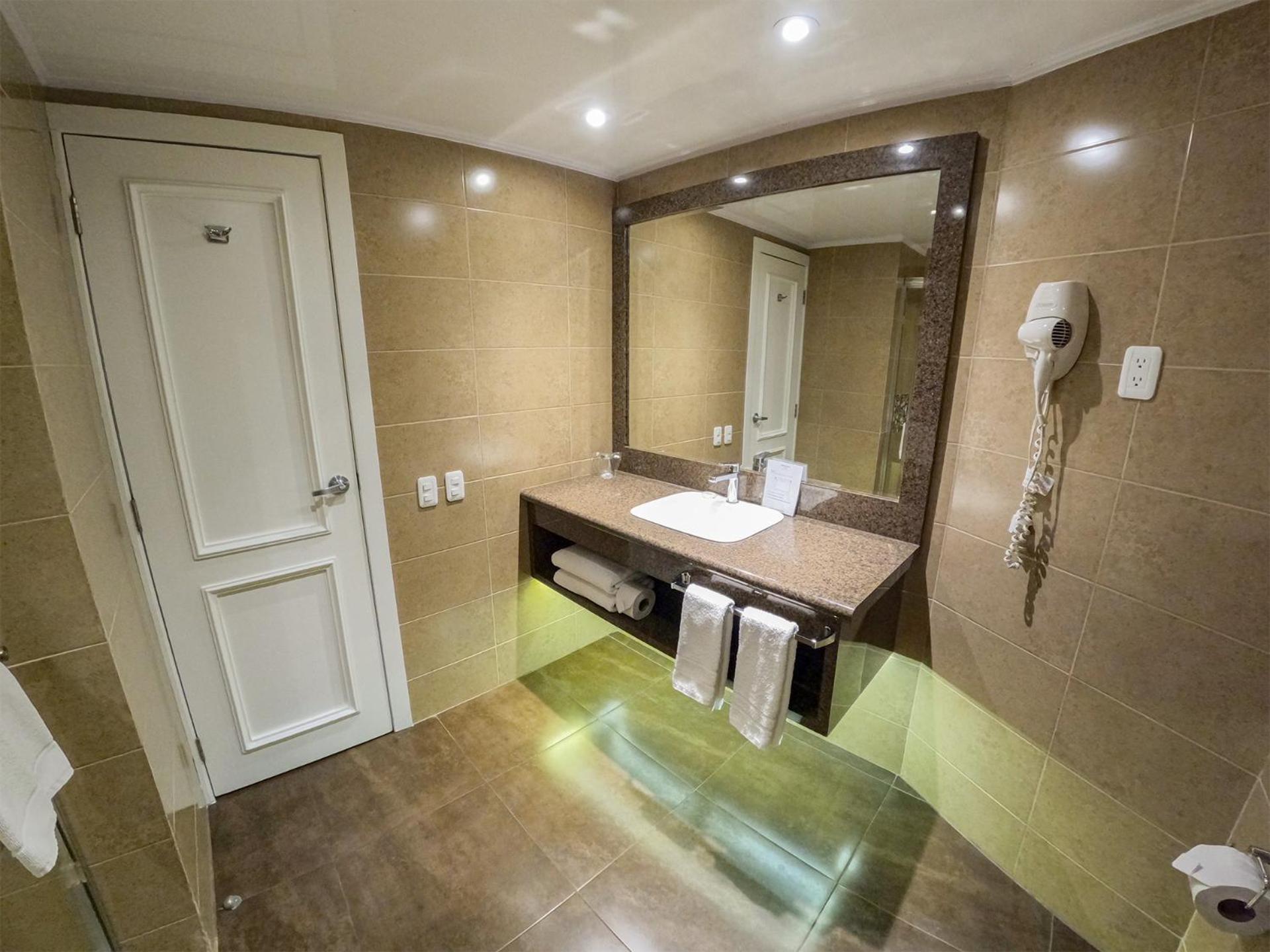 Superior Suite with 2 Single Beds