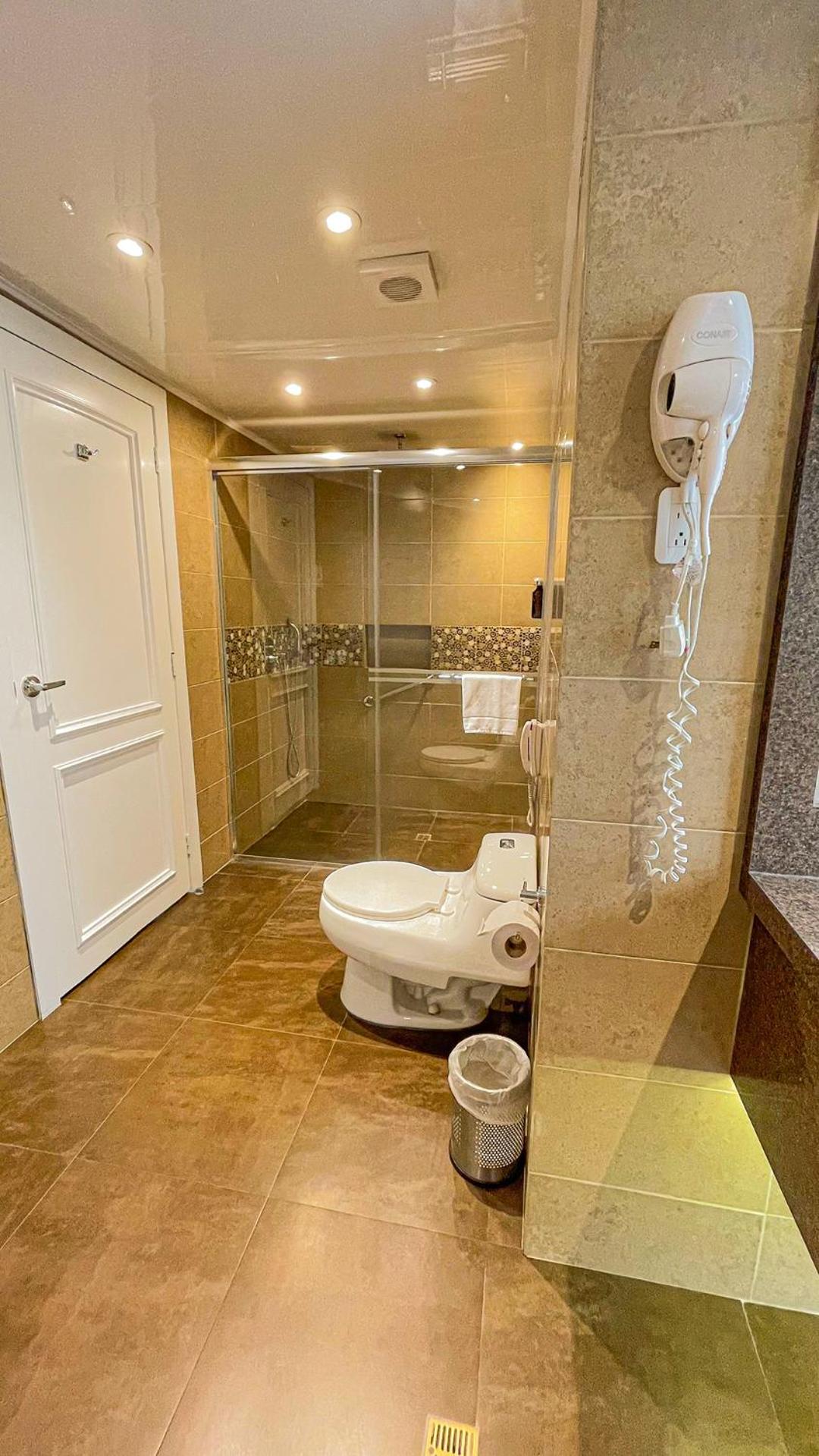Superior Suite with 2 Single Beds