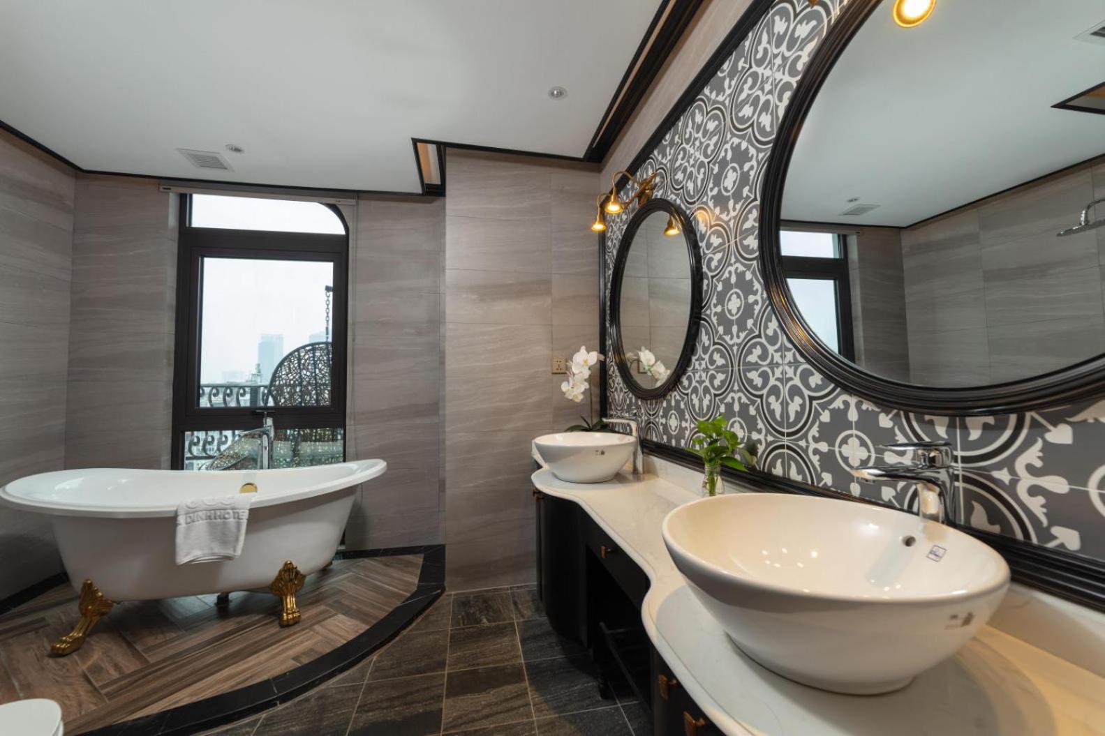 Junior Suite with Balcony