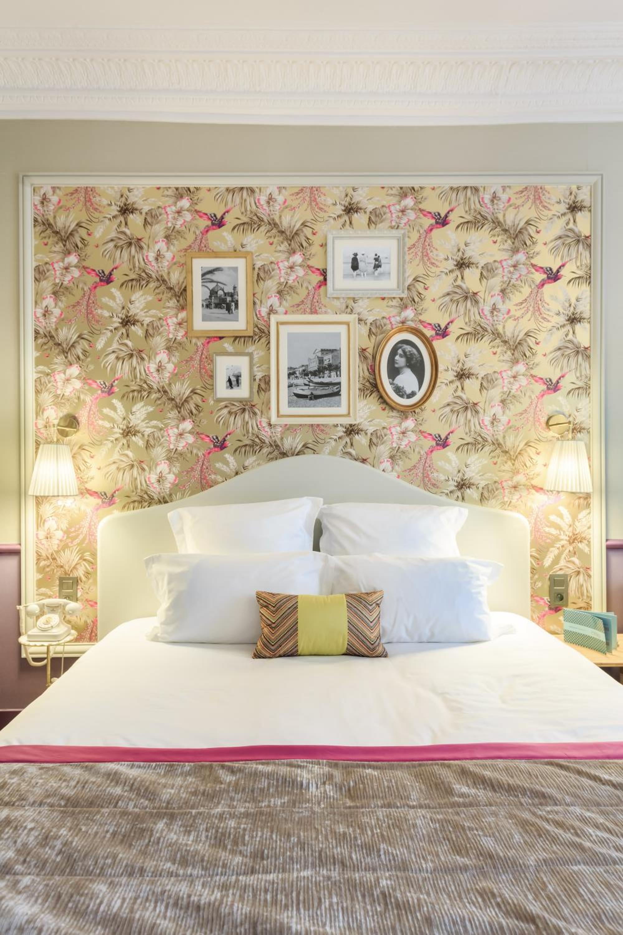 Superior Double or Twin Room with Terrace