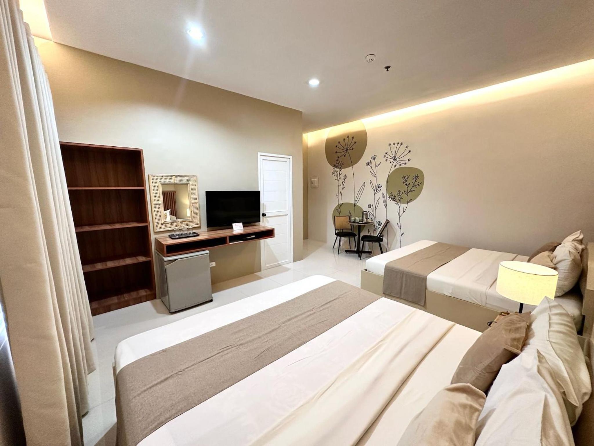 Deluxe Quadruple Room