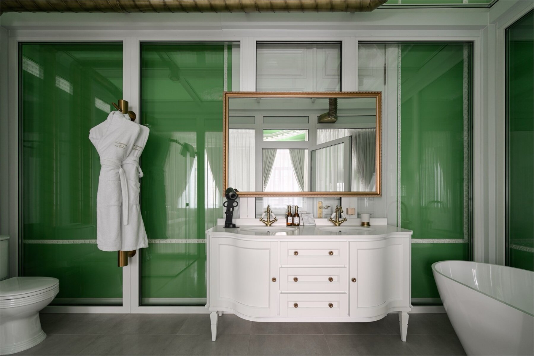 РЕЗИДЕНЦИЯ ГРАФА ШУВАЛОВА