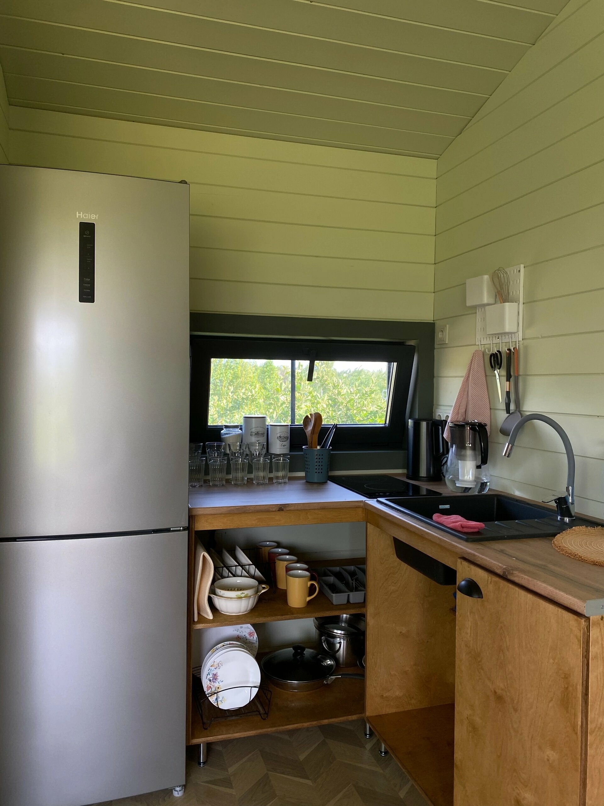 Закатный дом на четверых "У Бобра"