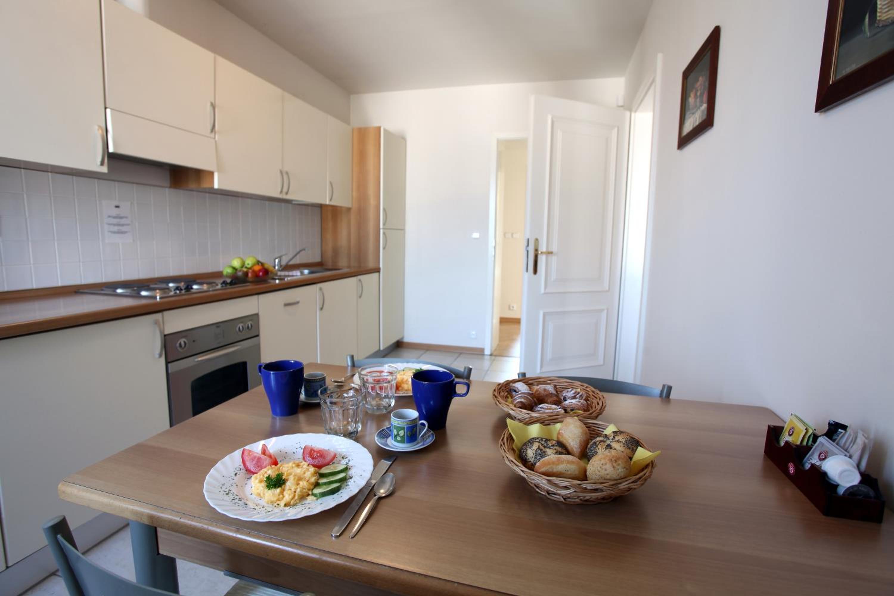 Apartment with City View