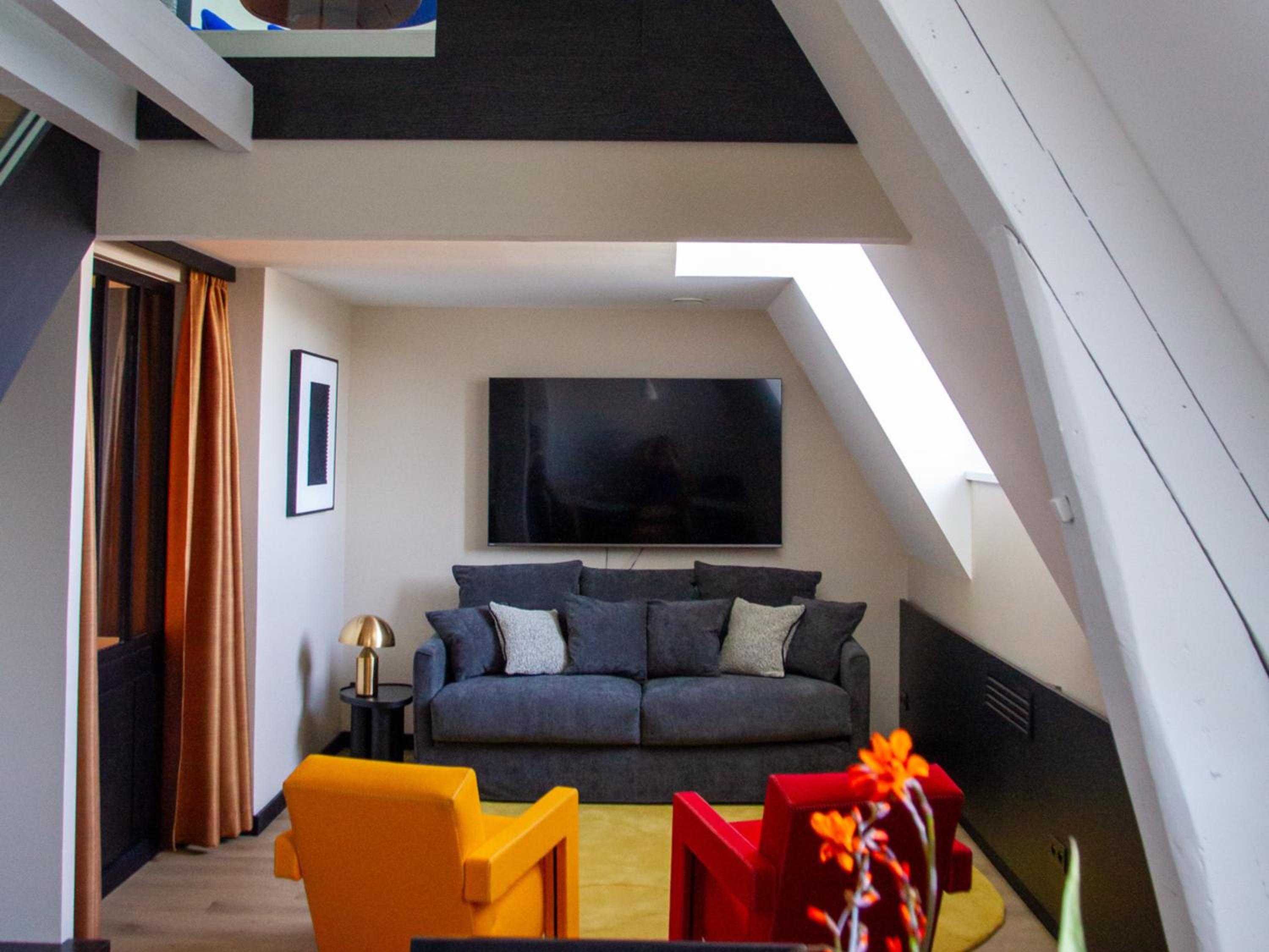 Duplex Apartment Suite