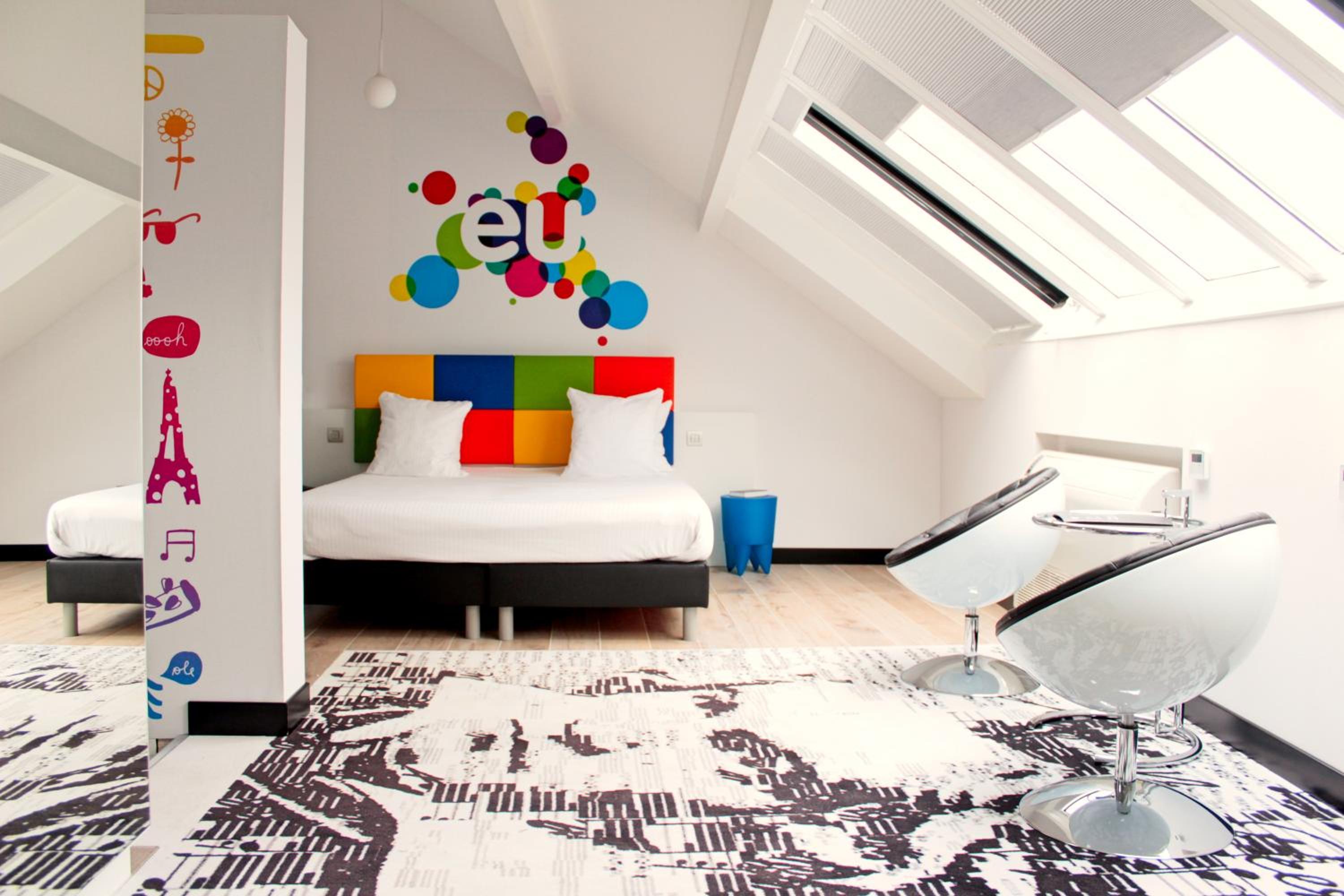 Deluxe Suite with Spa Bath