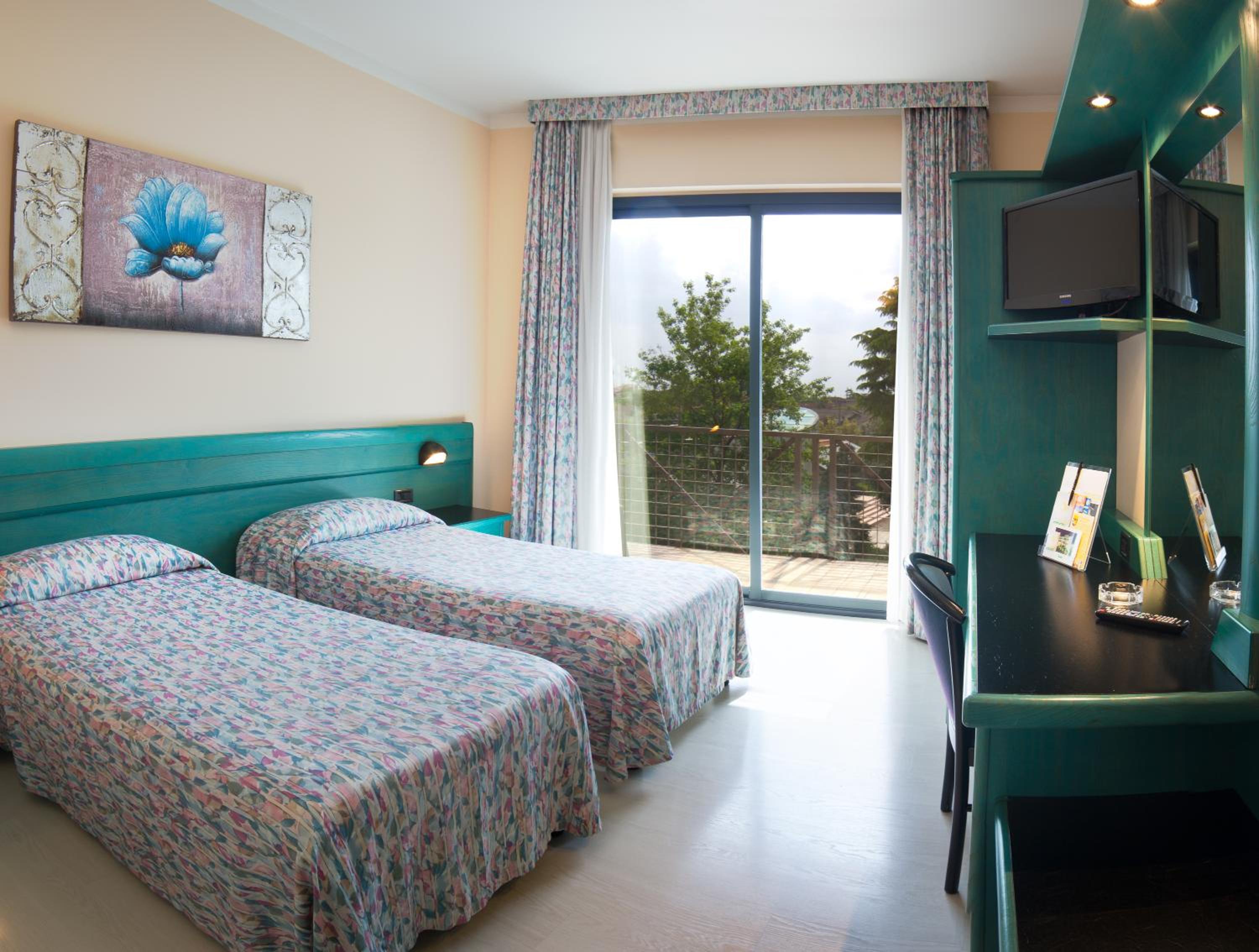 Double or Twin Room with Balcony